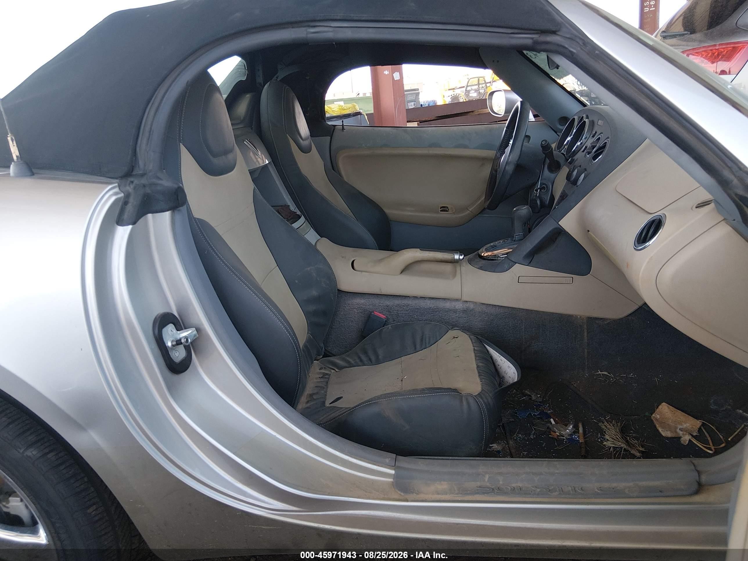 2006 Pontiac Solstice   Silver vin: 1G2MB35B36Y116301