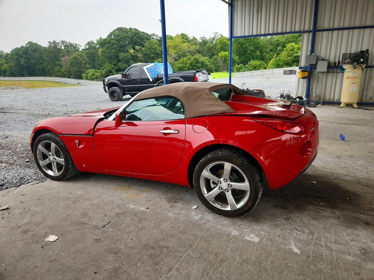 2007 Pontiac Solstice Red vin: 1G2MB35B47Y107589