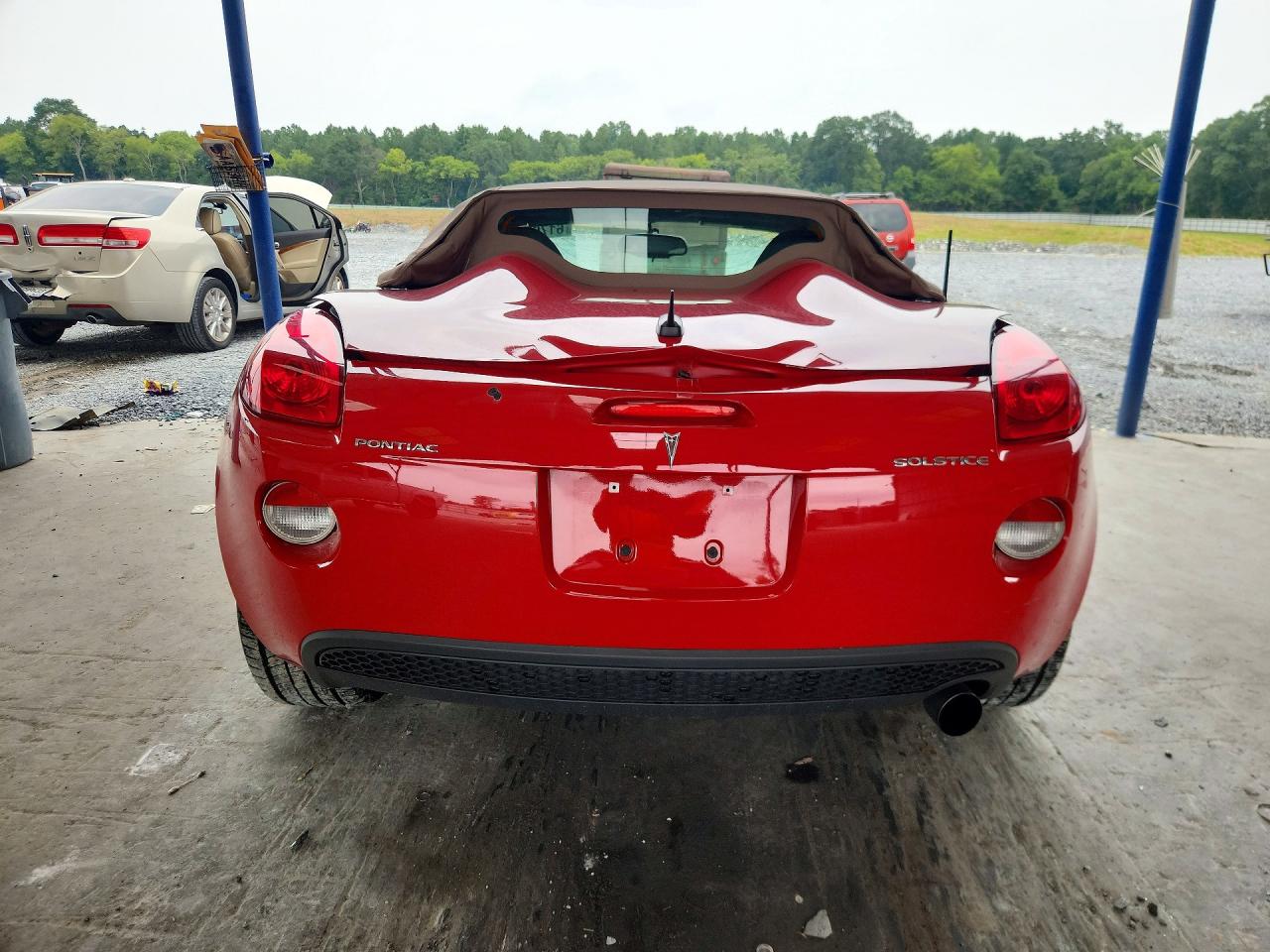 2007 Pontiac Solstice Red vin: 1G2MB35B47Y107589