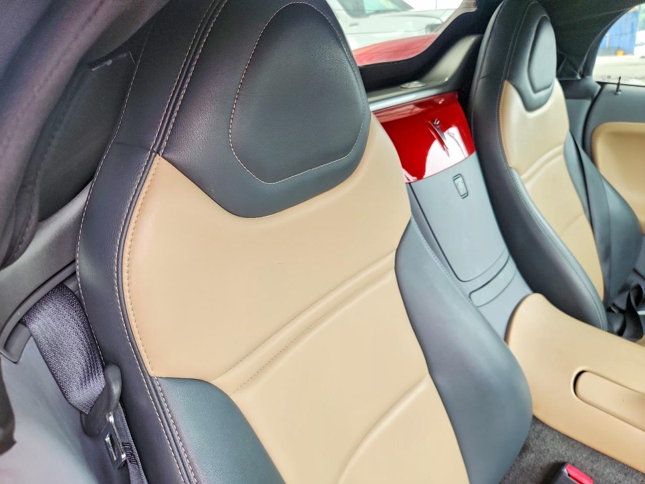 2007 Pontiac Solstice Red vin: 1G2MB35B47Y107589