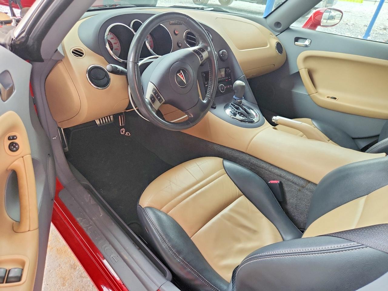 2007 Pontiac Solstice Red vin: 1G2MB35B47Y107589