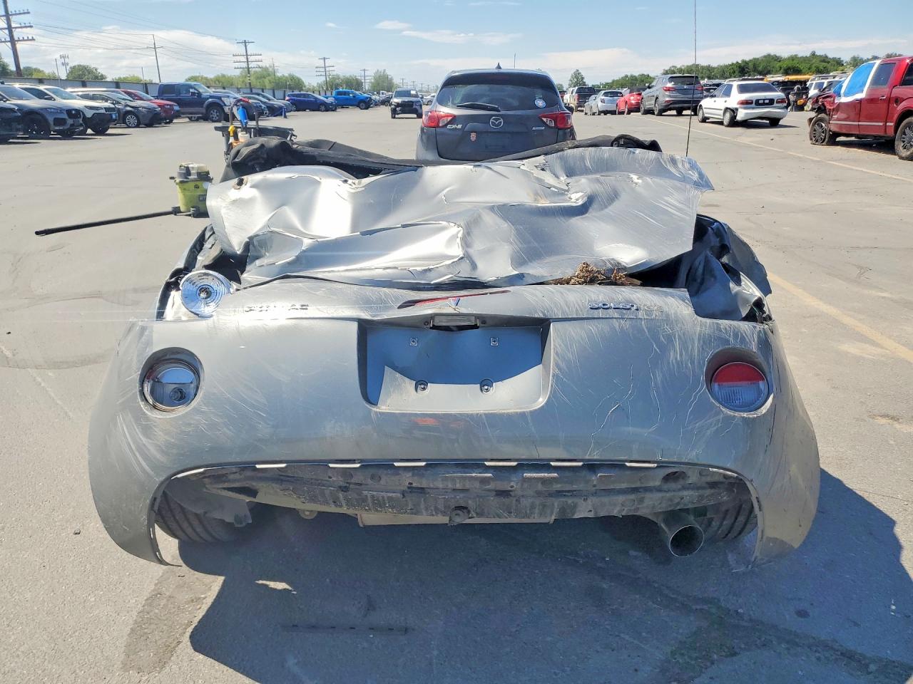 2007 Pontiac Solstice Silver vin: 1G2MB35B47Y137238