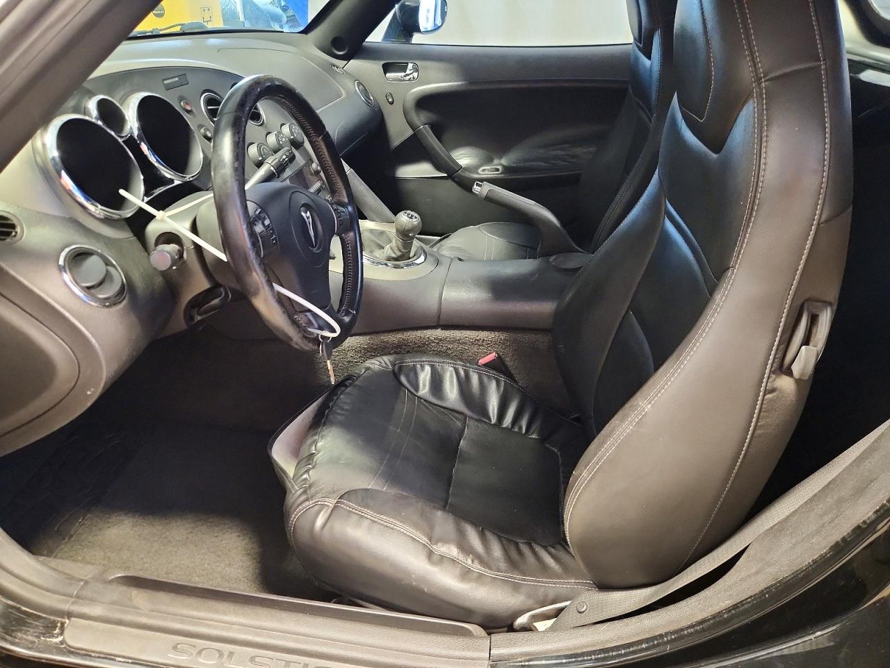 2007 Pontiac Solstice Черный vin: 1G2MB35B47Y141953