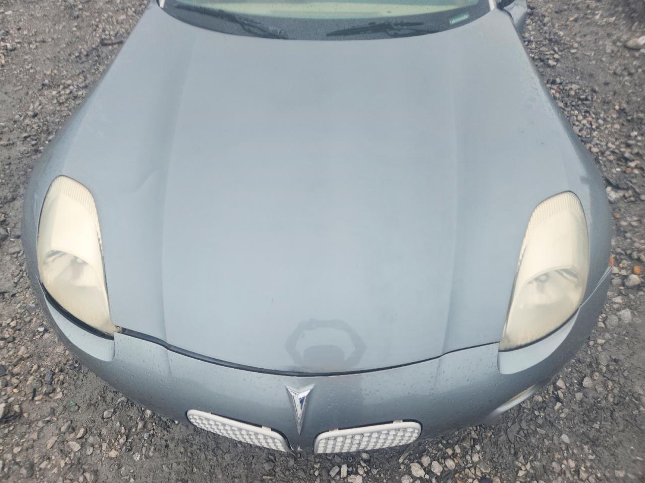 2006 Pontiac Solstice Silver vin: 1G2MB35B56Y116347