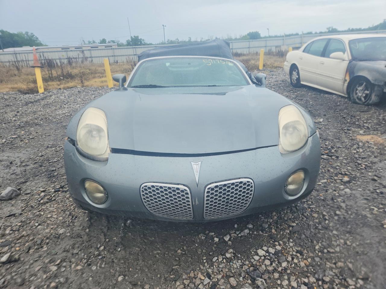2006 Pontiac Solstice Silver vin: 1G2MB35B56Y116347