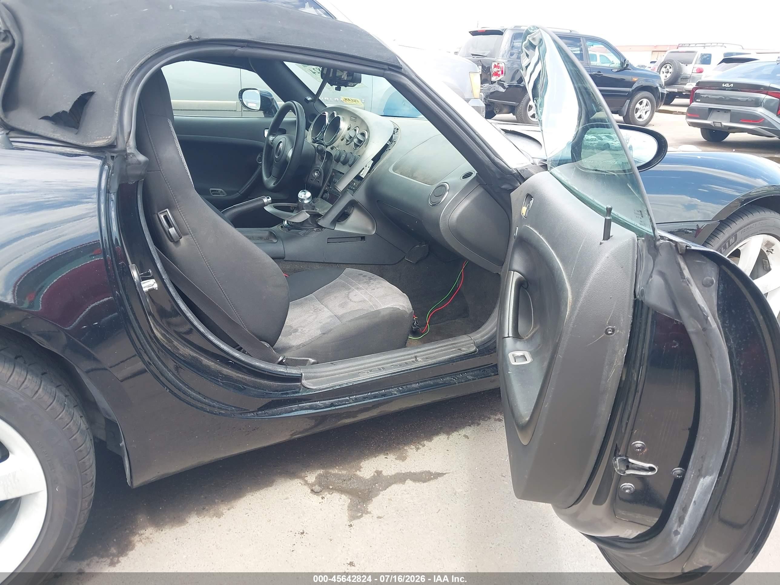 2008 Pontiac Solstice   Black vin: 1G2MB35B78Y120211