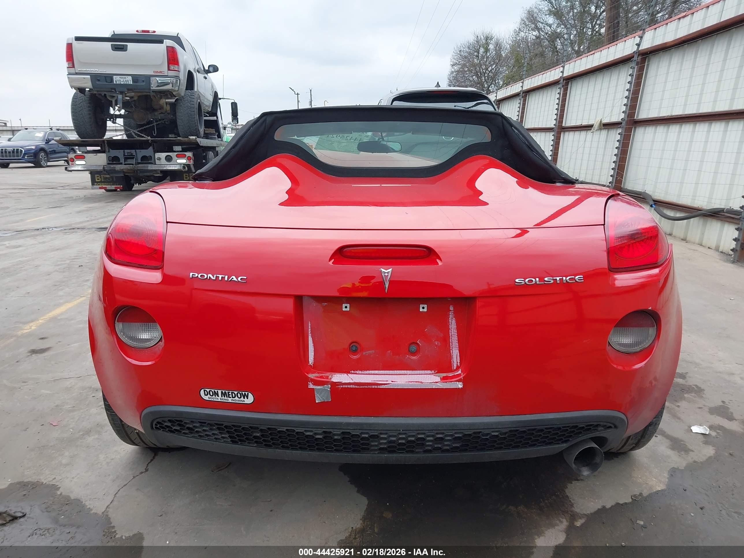 2007 Pontiac Solstice   Red vin: 1G2MB35B87Y104503