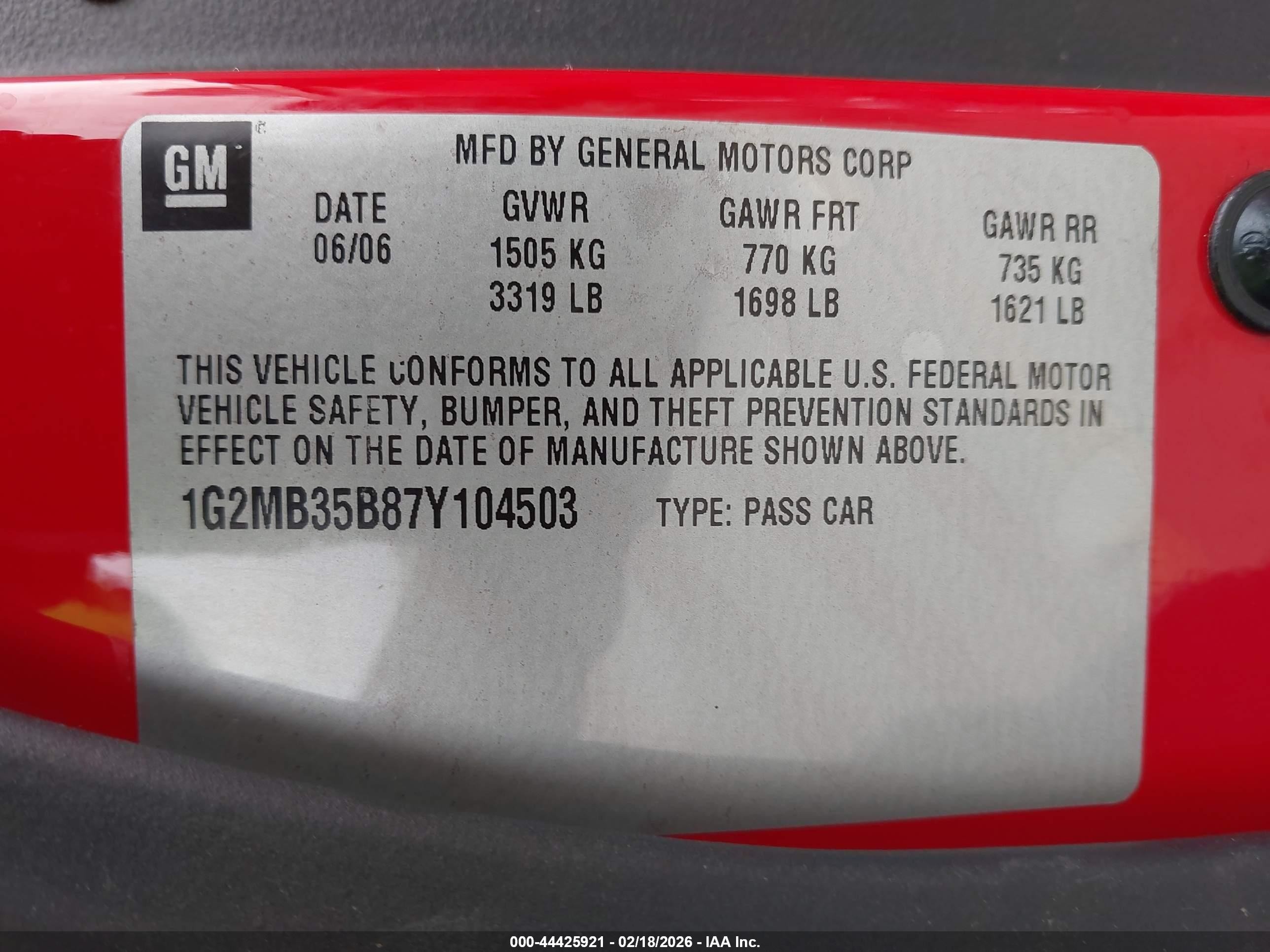 2007 Pontiac Solstice   Red vin: 1G2MB35B87Y104503