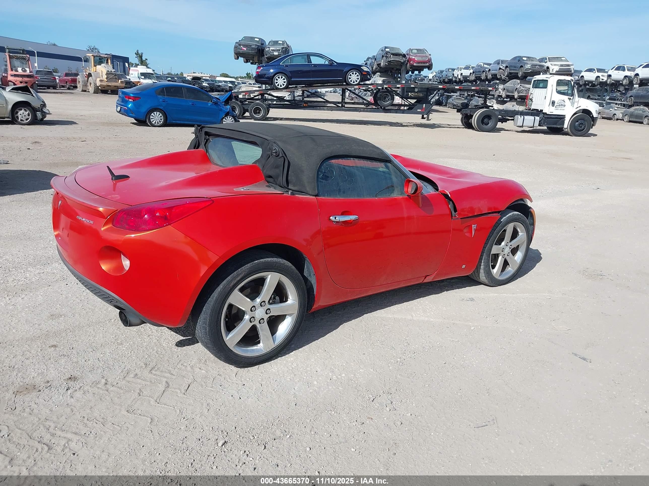 2008 Pontiac Solstice   Красный vin: 1G2MB35B88Y122291