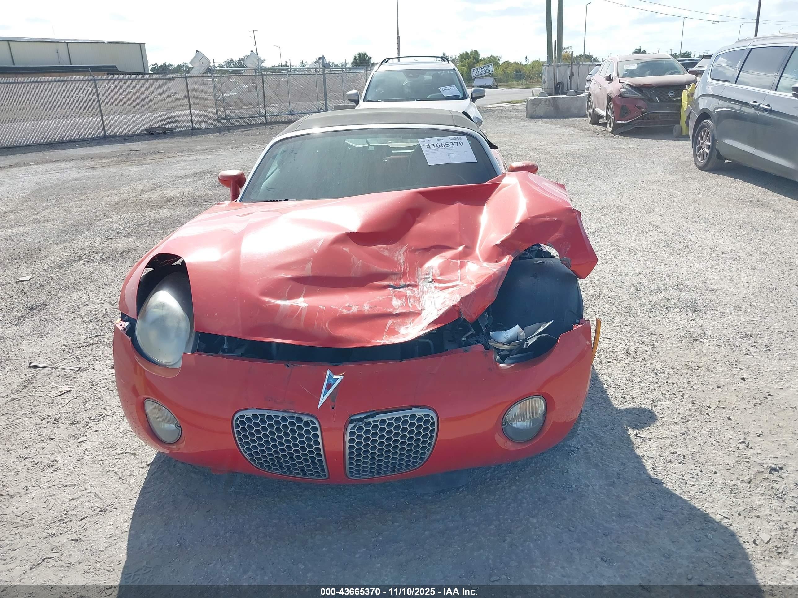 2008 Pontiac Solstice   Красный vin: 1G2MB35B88Y122291