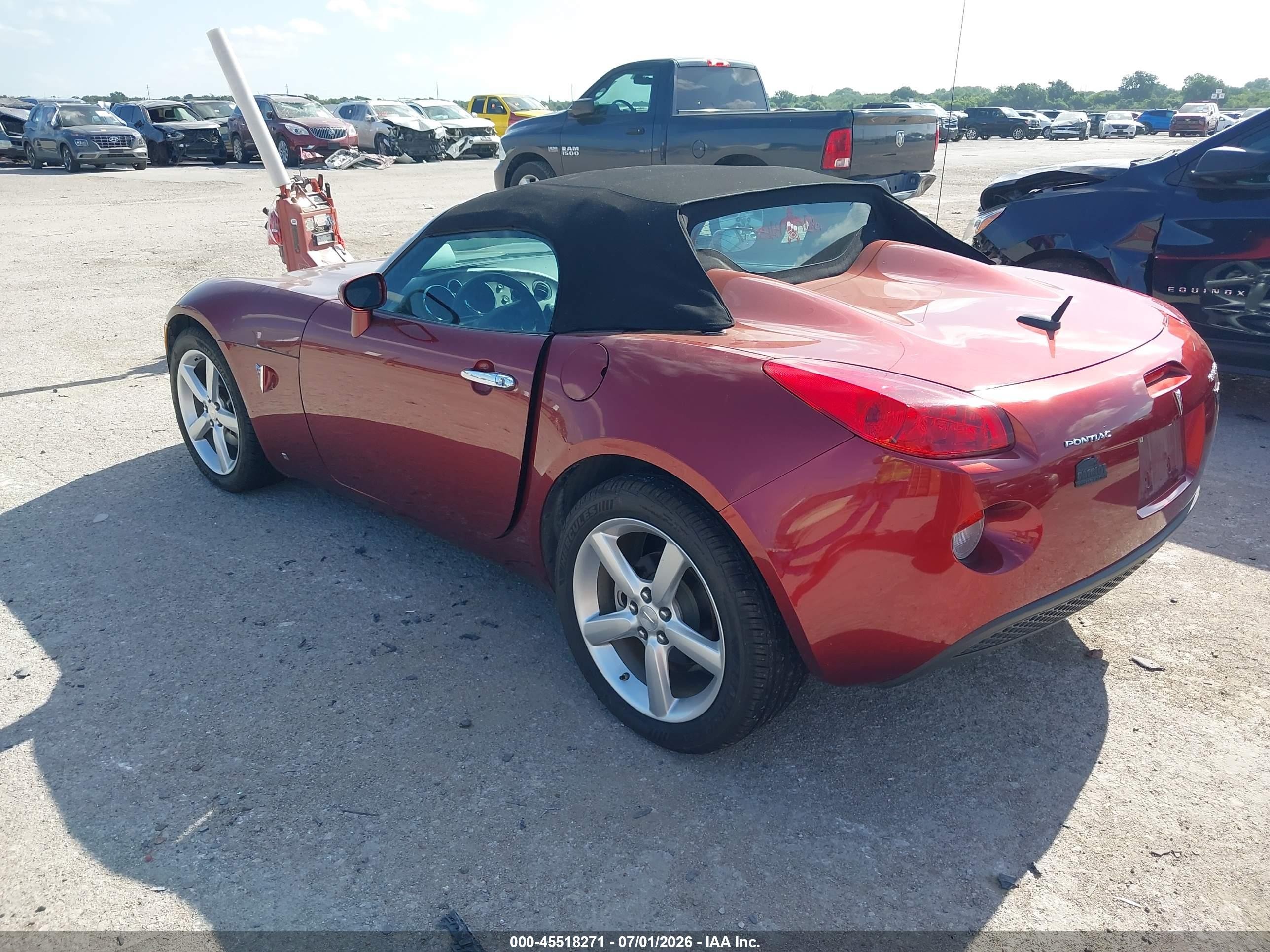 2009 Pontiac Solstice   Red vin: 1G2MB35B89Y107386