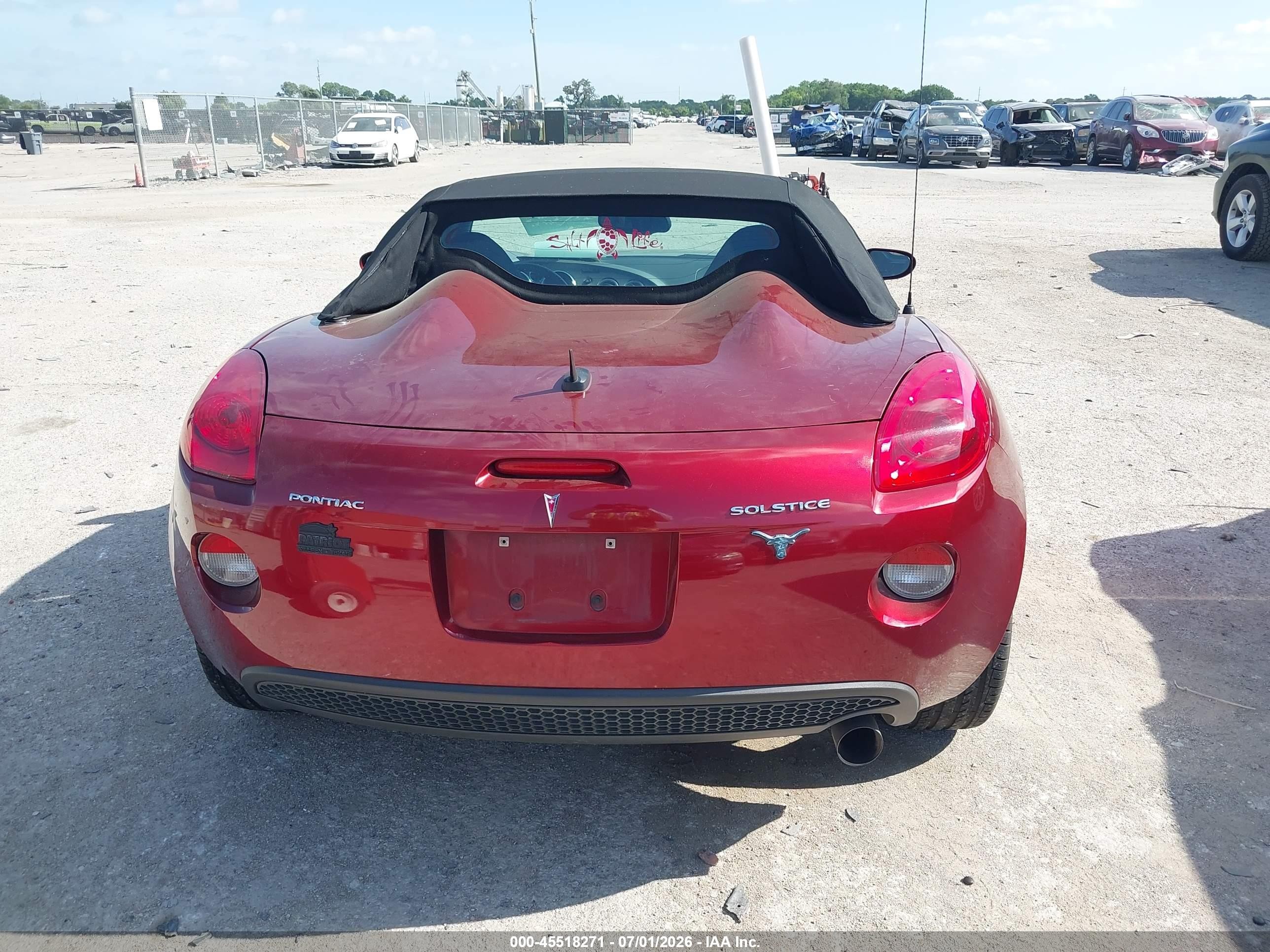 2009 Pontiac Solstice   Red vin: 1G2MB35B89Y107386