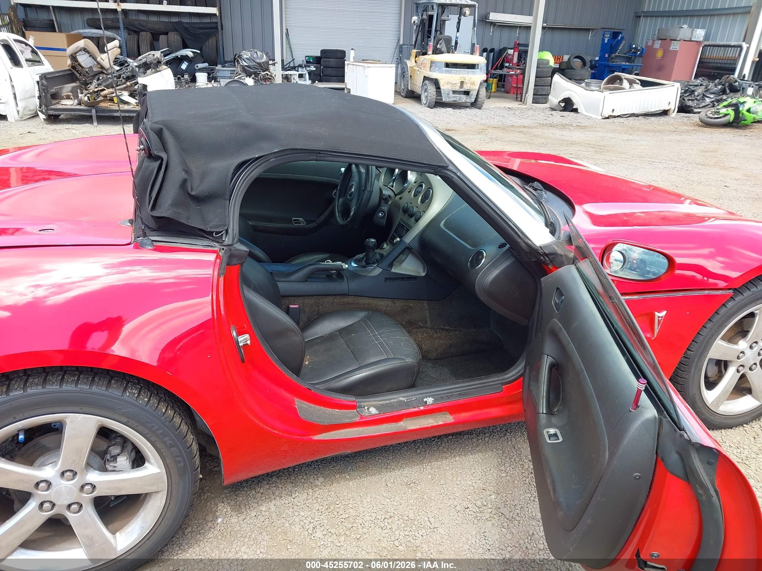2006 Pontiac Solstice   Red vin: 1G2MB35B96Y113712