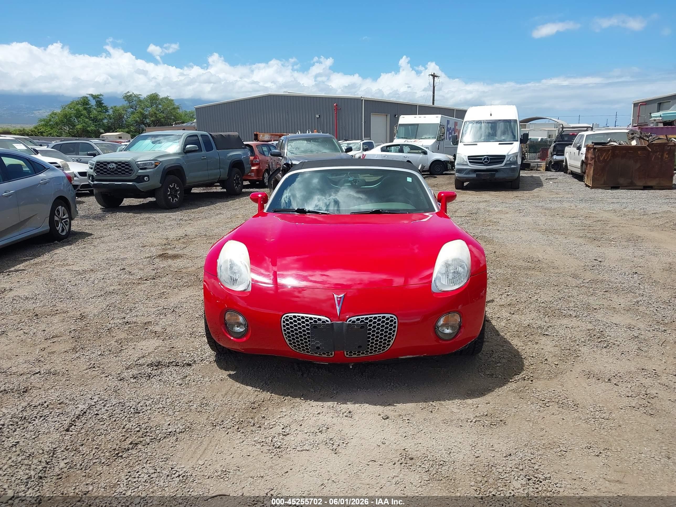 2006 Pontiac Solstice   Red vin: 1G2MB35B96Y113712