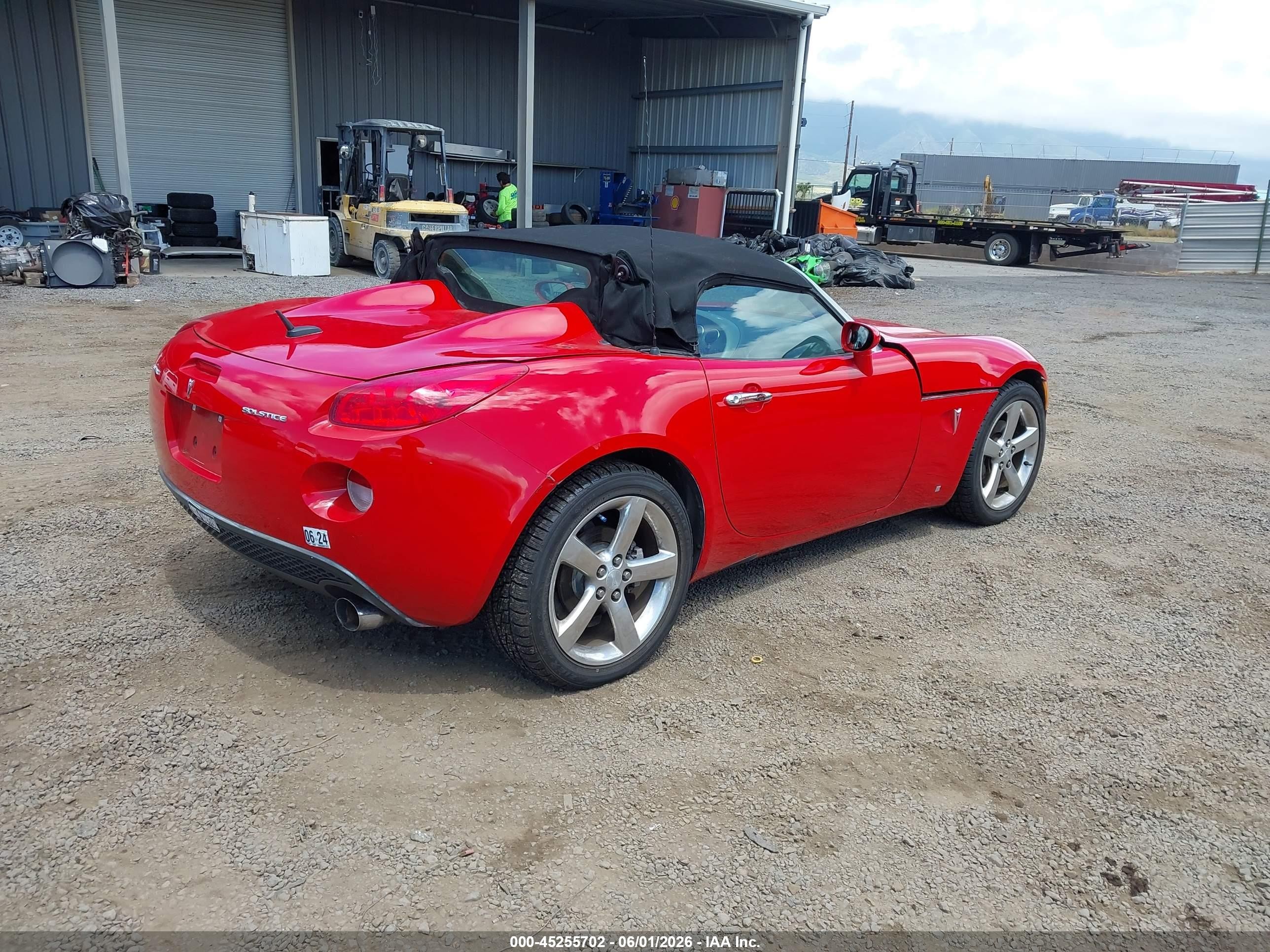 2006 Pontiac Solstice   Red vin: 1G2MB35B96Y113712