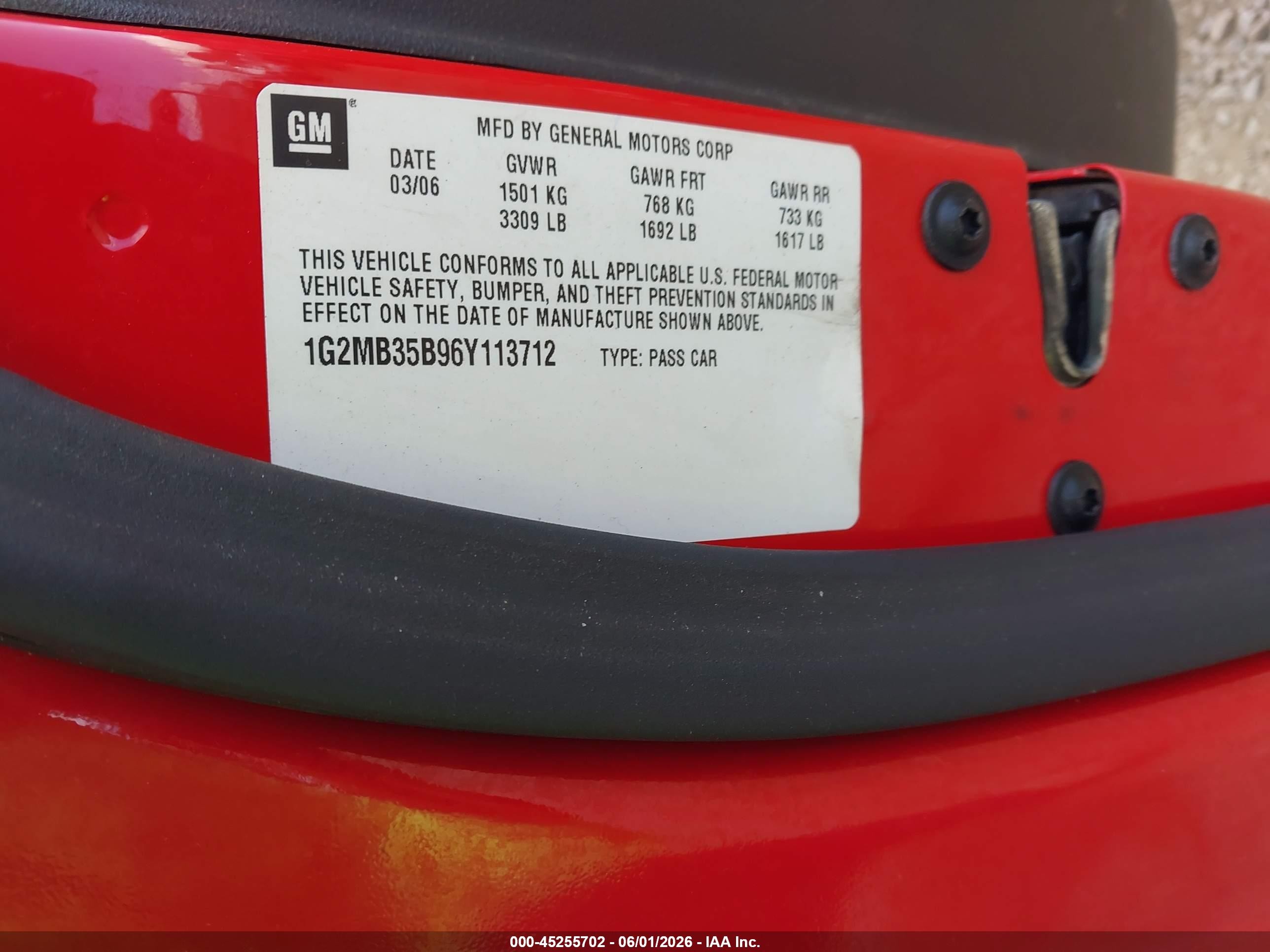 2006 Pontiac Solstice   Red vin: 1G2MB35B96Y113712