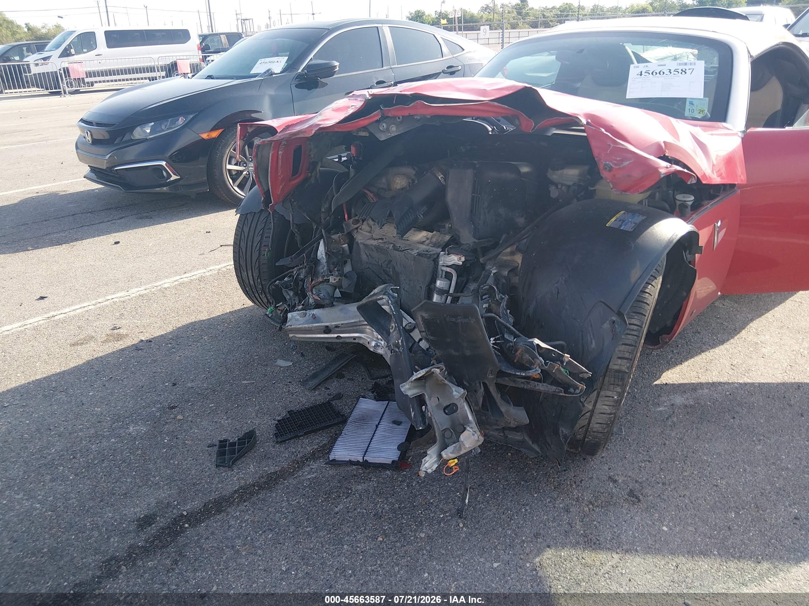 2007 Pontiac Solstice   Red vin: 1G2MB35B97Y114375