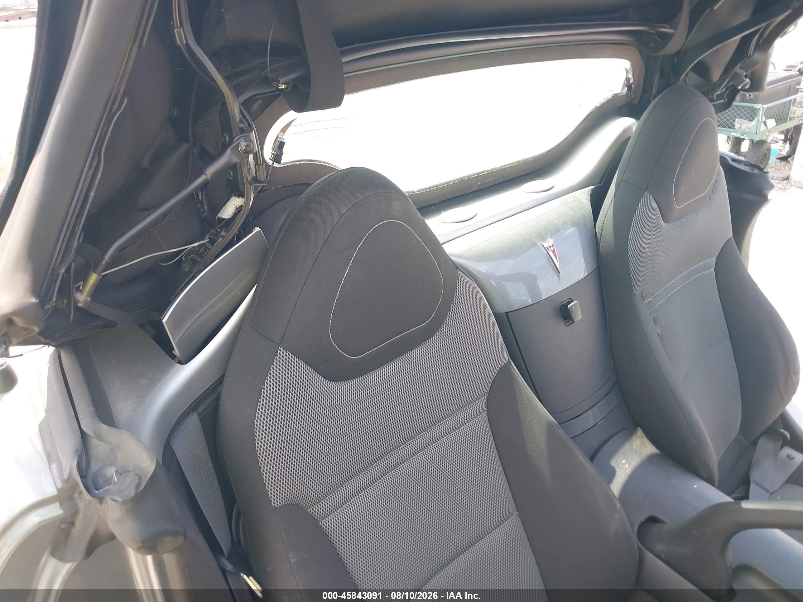 2007 Pontiac Solstice   Gray vin: 1G2MB35B97Y114599