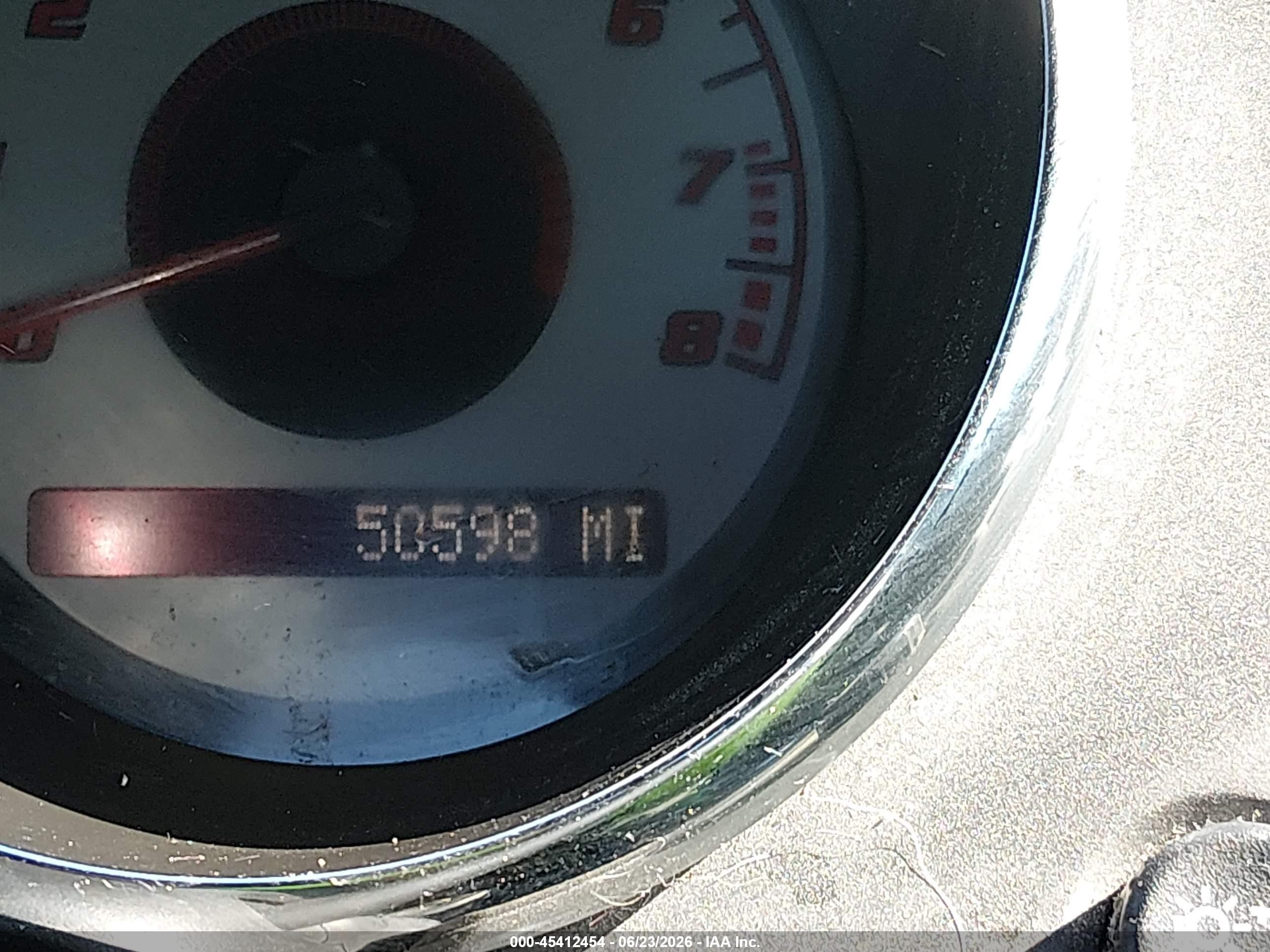 2008 Pontiac Solstice Silver vin: 1G2MB35B98Y100560