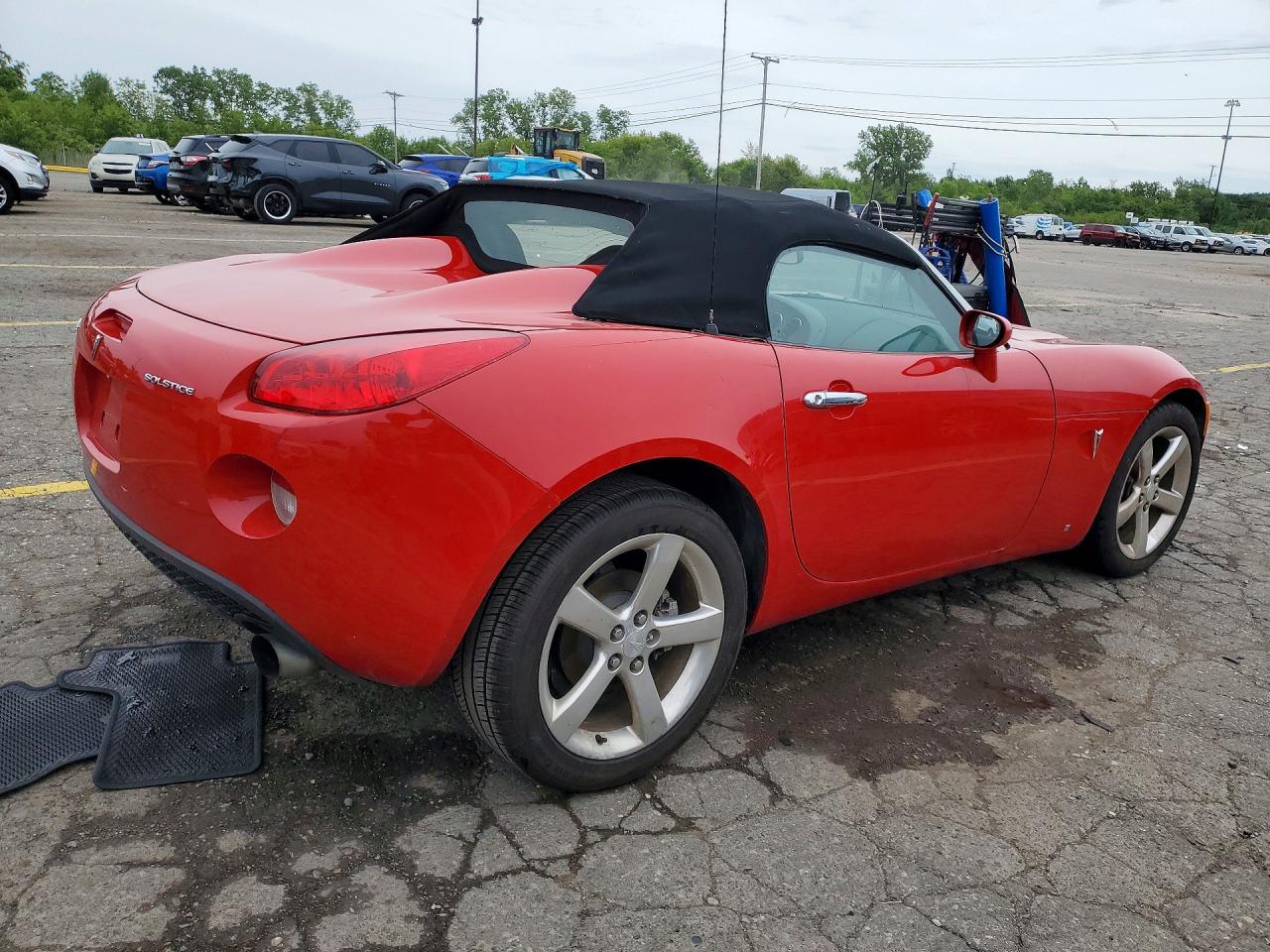 2006 Pontiac Solstice Red vin: 1G2MB35BX6Y118837