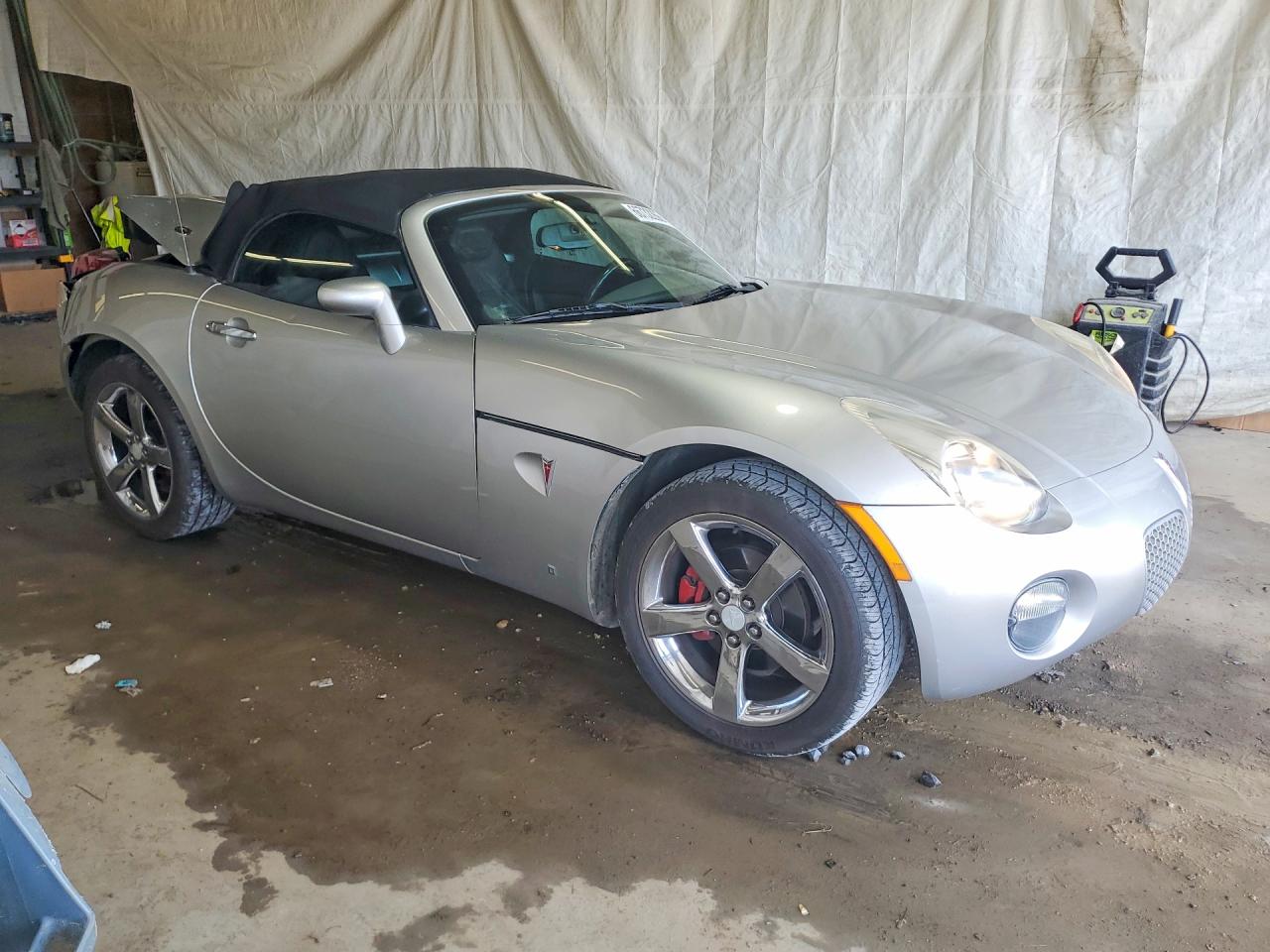 2007 Pontiac Solstice Silver vin: 1G2MB35BX7Y125224