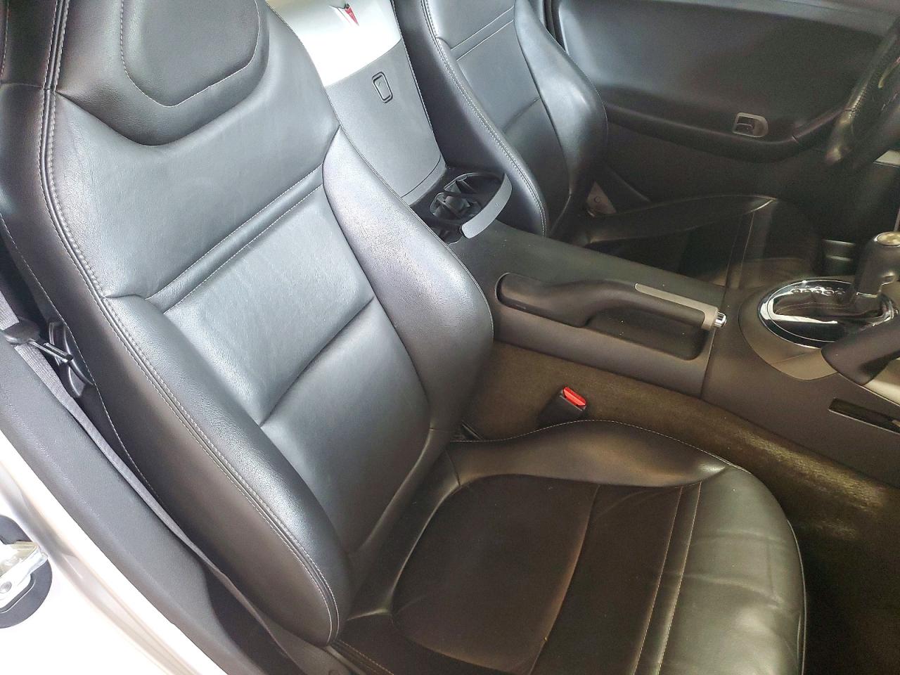 2007 Pontiac Solstice Silver vin: 1G2MB35BX7Y125224
