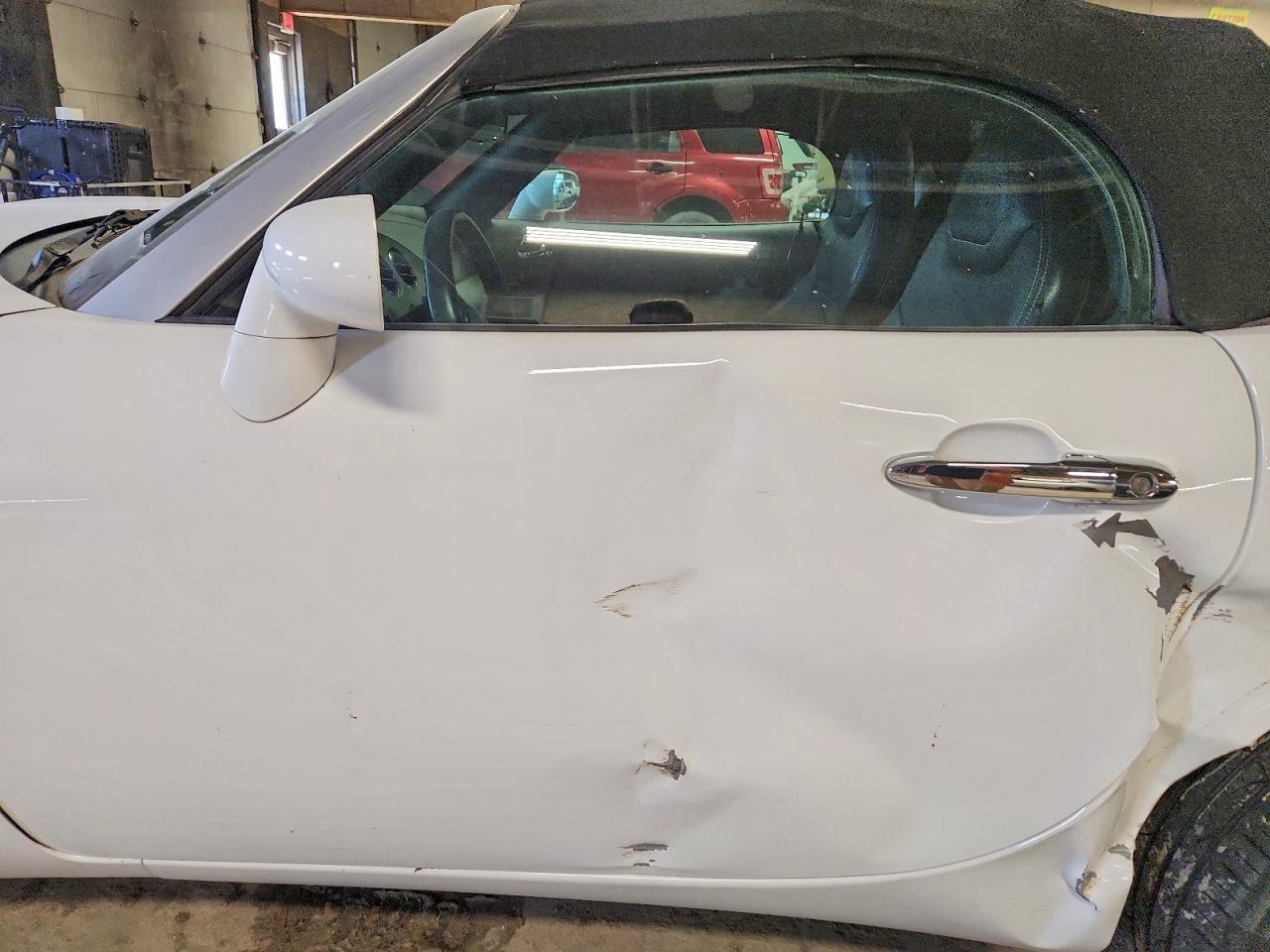 2007 Pontiac Solstice White vin: 1G2MB35BX7Y129564