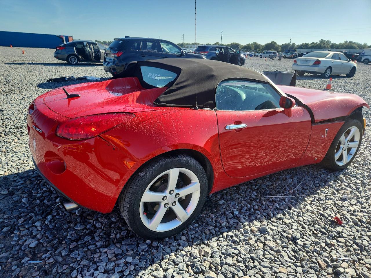2008 Pontiac Solstice Red vin: 1G2MC35B28Y111557