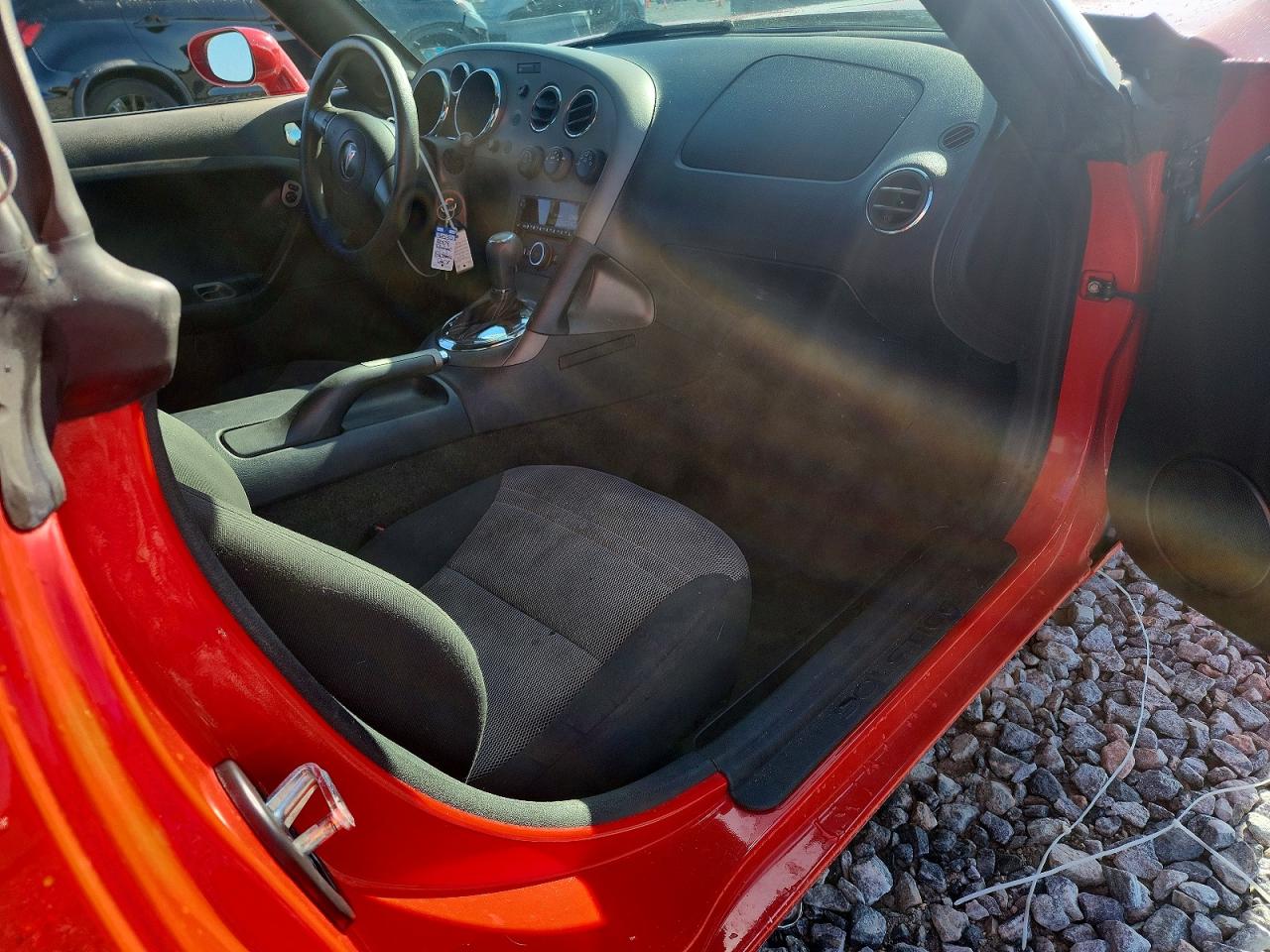 2008 Pontiac Solstice Red vin: 1G2MC35B28Y111557