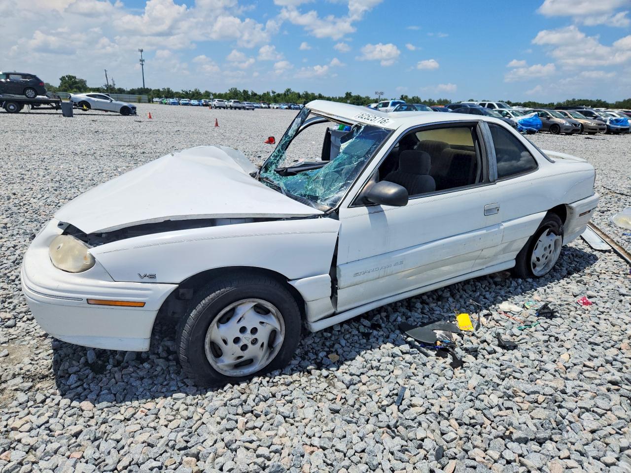 1998 Pontiac Grand Am Se White vin: 1G2NE12M1WC712493