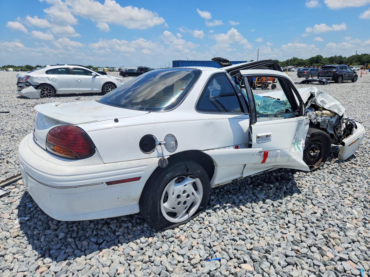 1998 Pontiac Grand Am Se White vin: 1G2NE12M1WC712493