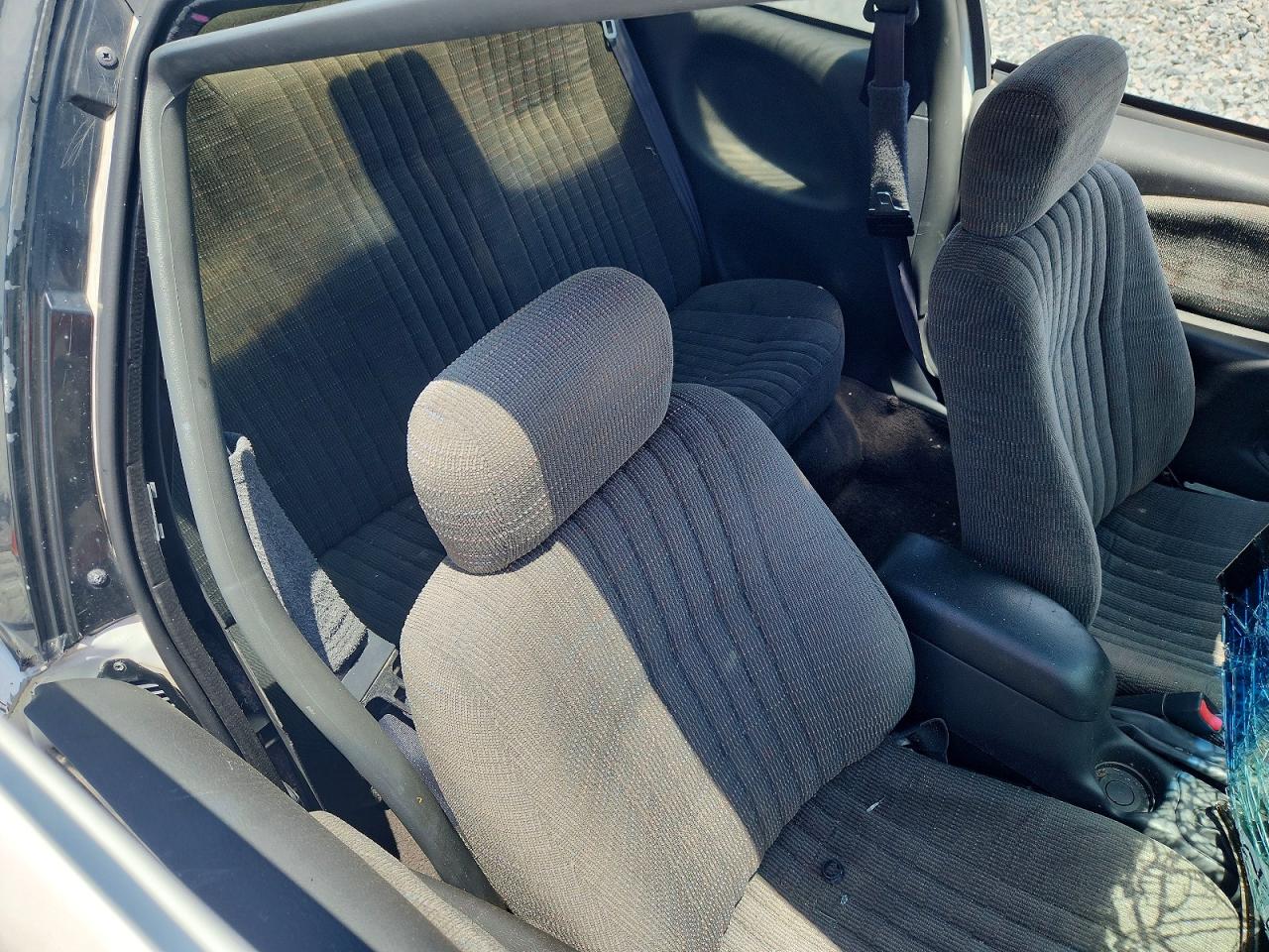 1998 Pontiac Grand Am Se White vin: 1G2NE12M1WC712493