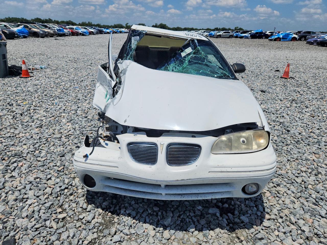 1998 Pontiac Grand Am Se White vin: 1G2NE12M1WC712493