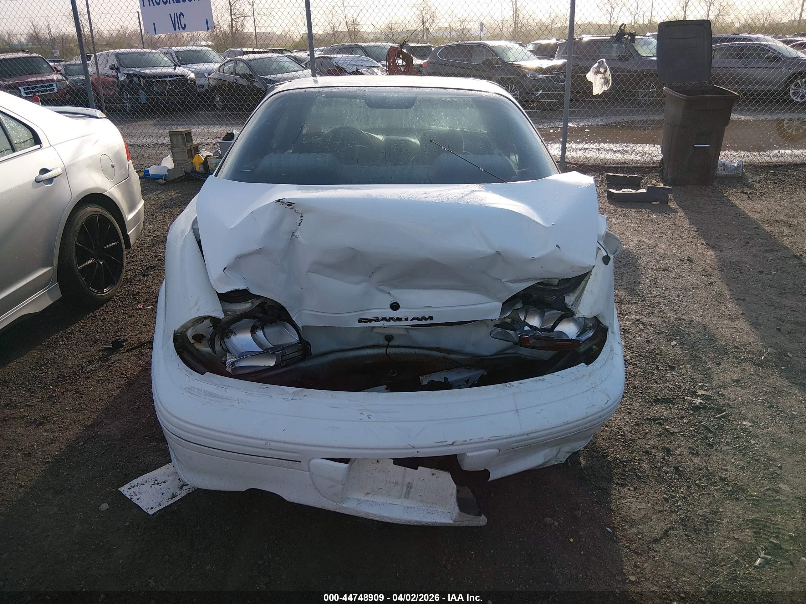 1997 Pontiac Grand Am Se White vin: 1G2NE12T4VC781815