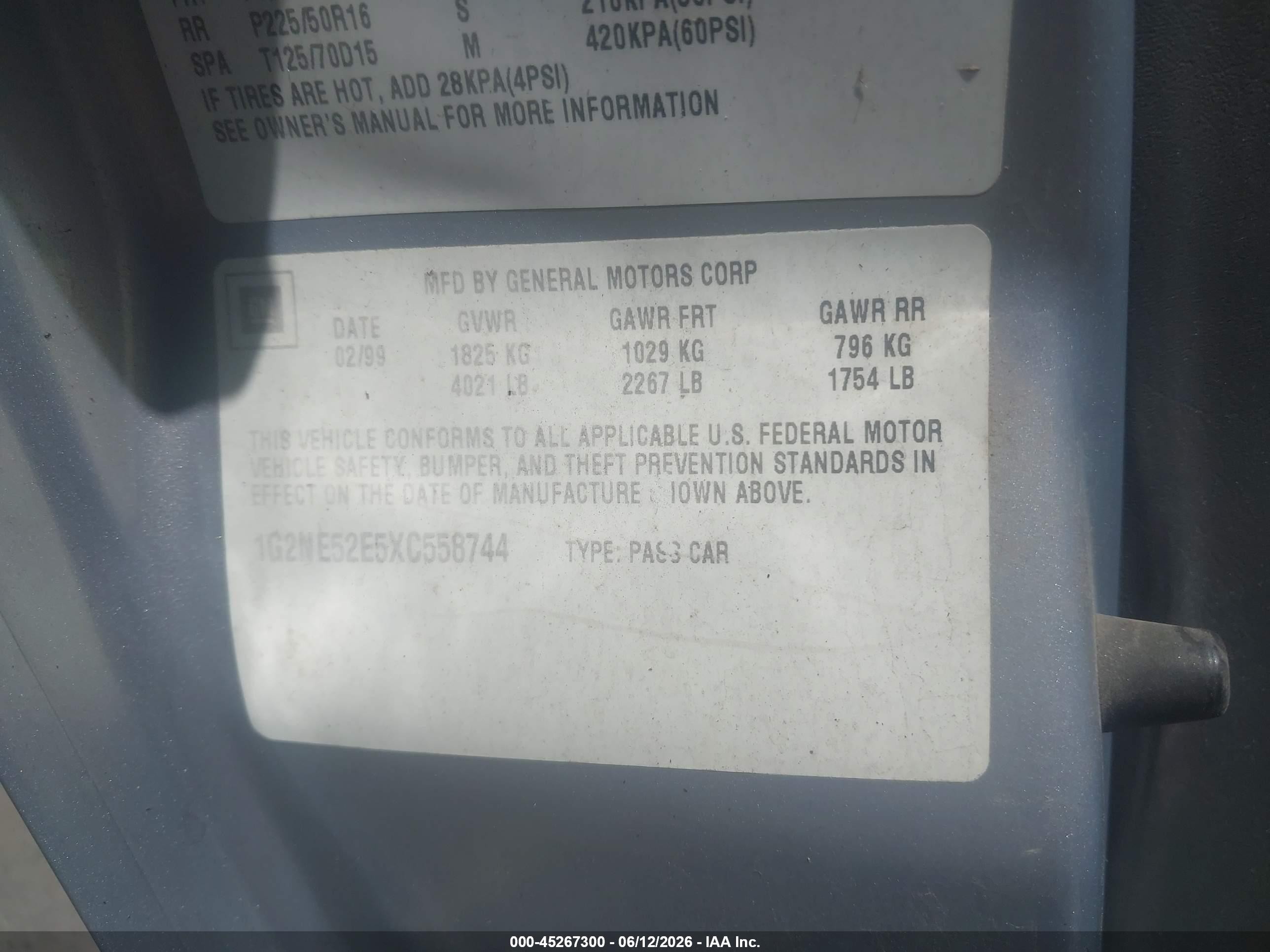 1999 Pontiac Grand Am Se2 Silver vin: 1G2NE52E5XC558744