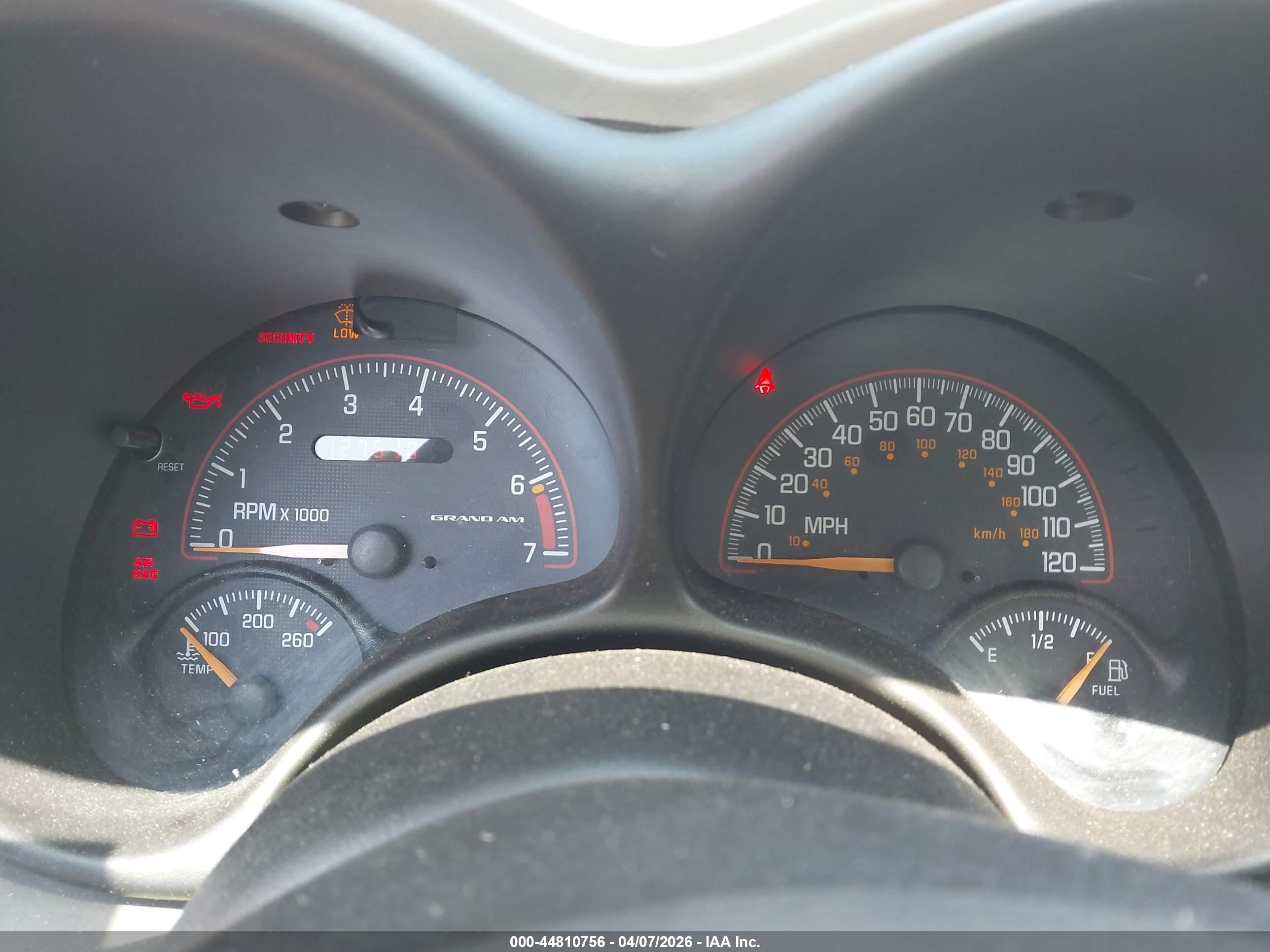 2005 Pontiac Grand Am Se White vin: 1G2NE52E65M156593
