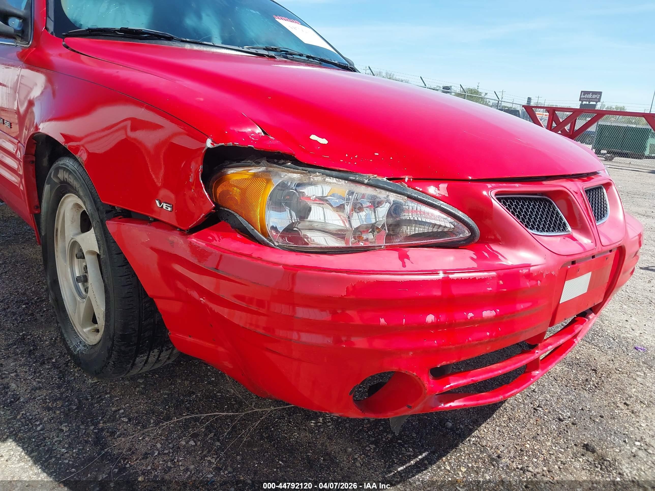 1999 Pontiac Grand Am Se1 Red vin: 1G2NE52E9XC502399