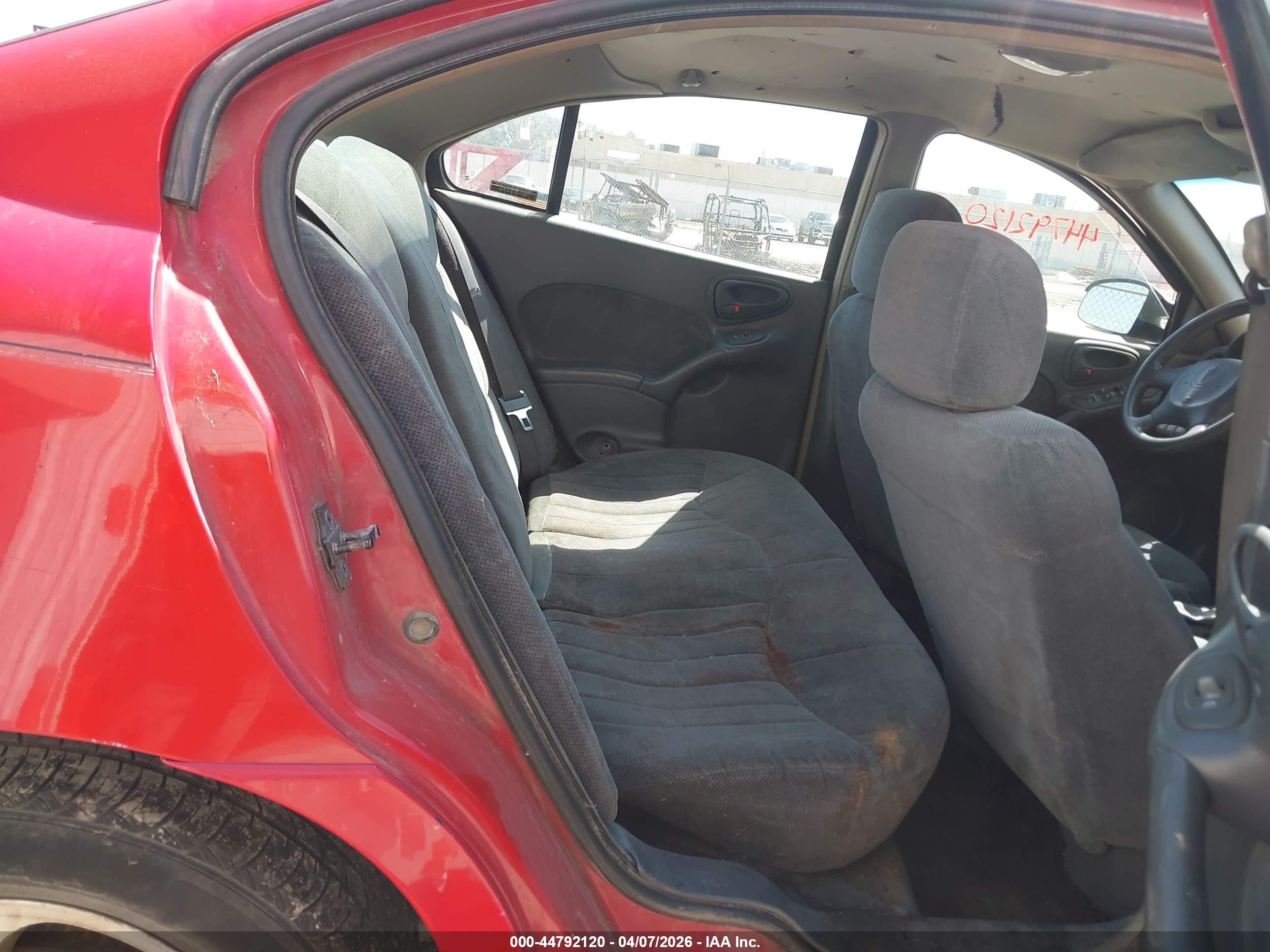 1999 Pontiac Grand Am Se1 Red vin: 1G2NE52E9XC502399