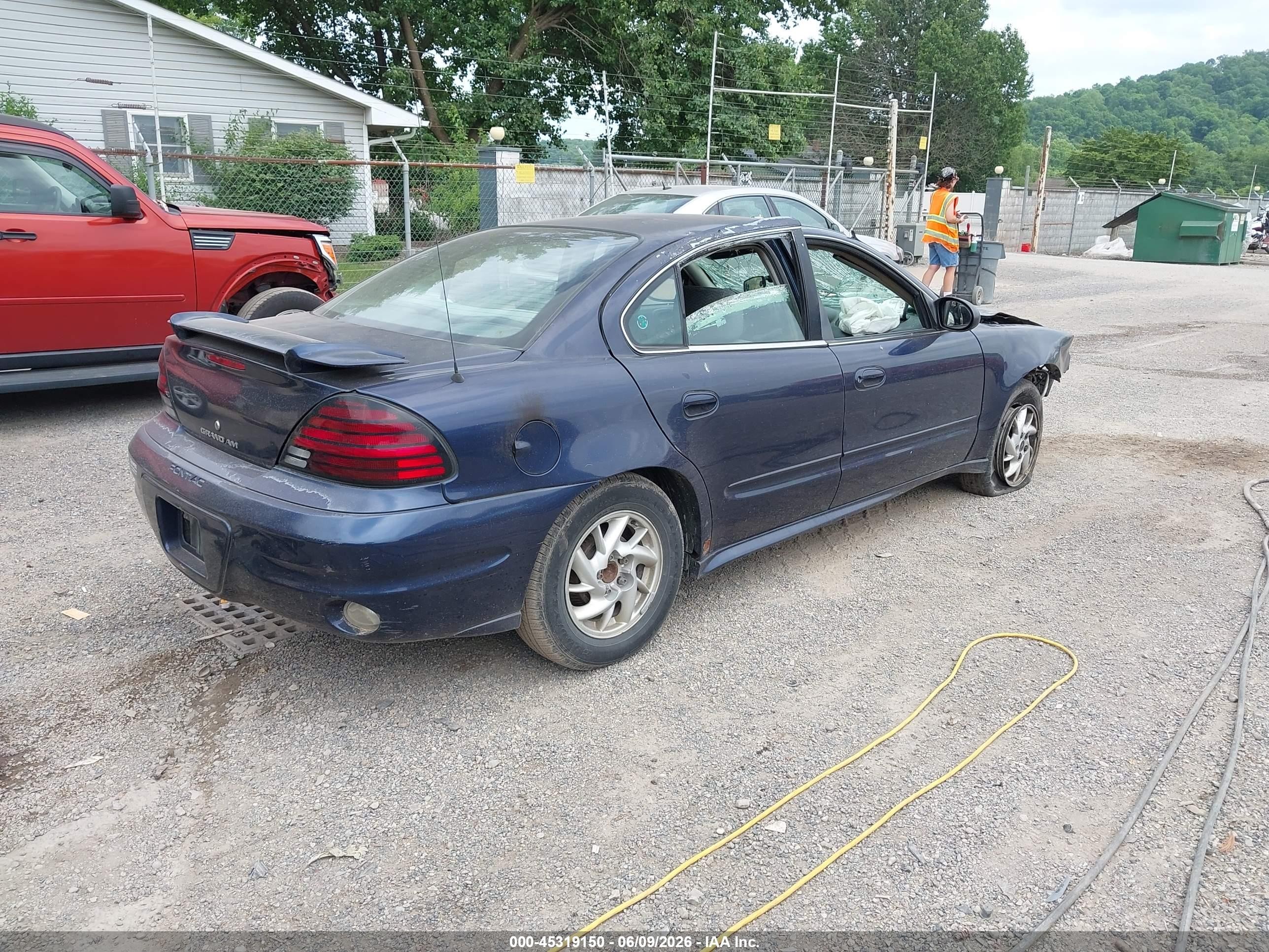2004 Pontiac Grand Am Se Синий vin: 1G2NE52F04M585378
