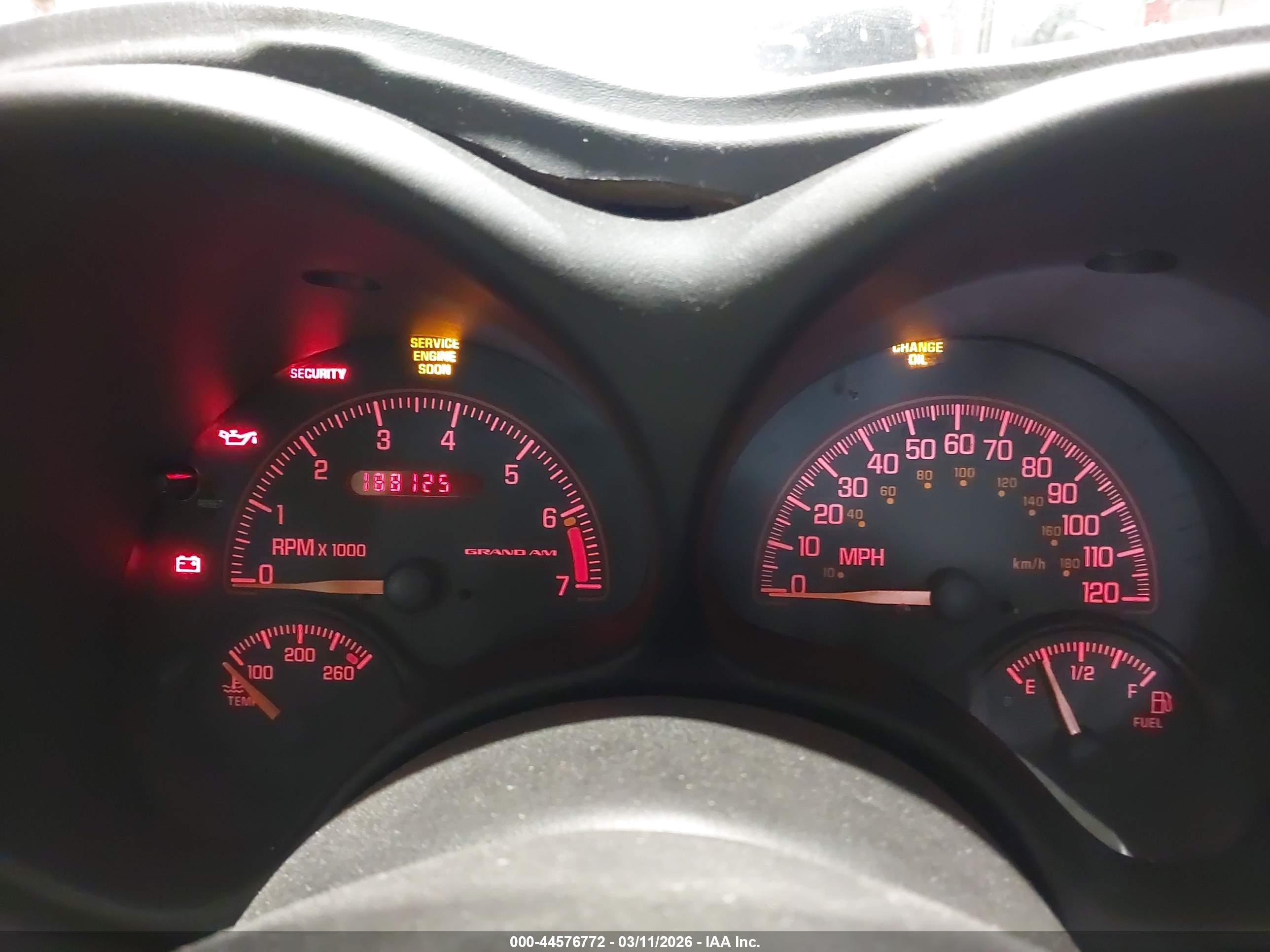 2004 Pontiac Grand Am Se Silver vin: 1G2NE52F24M623810