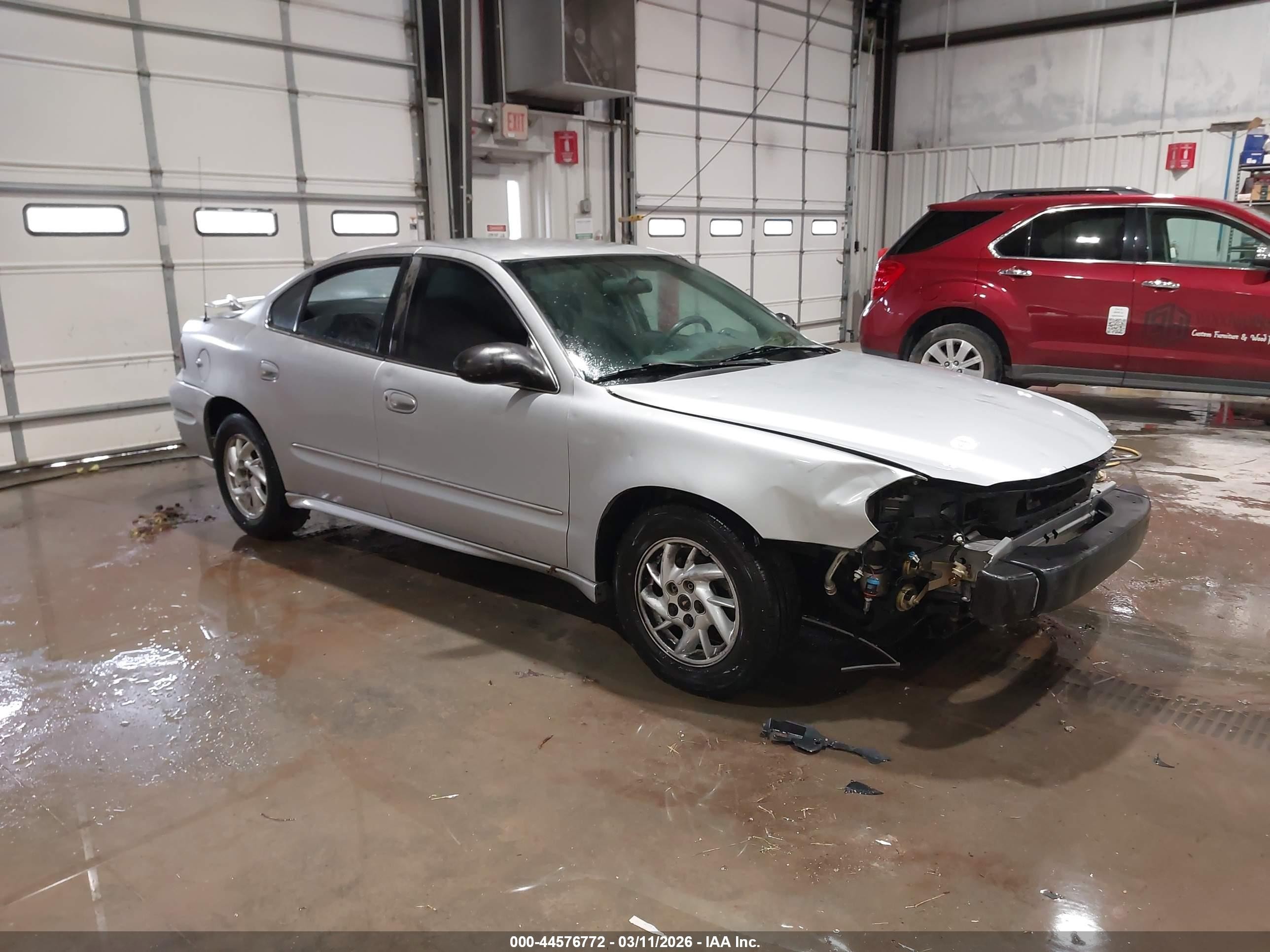 2004 Pontiac Grand Am Se Серебряный vin: 1G2NE52F24M623810