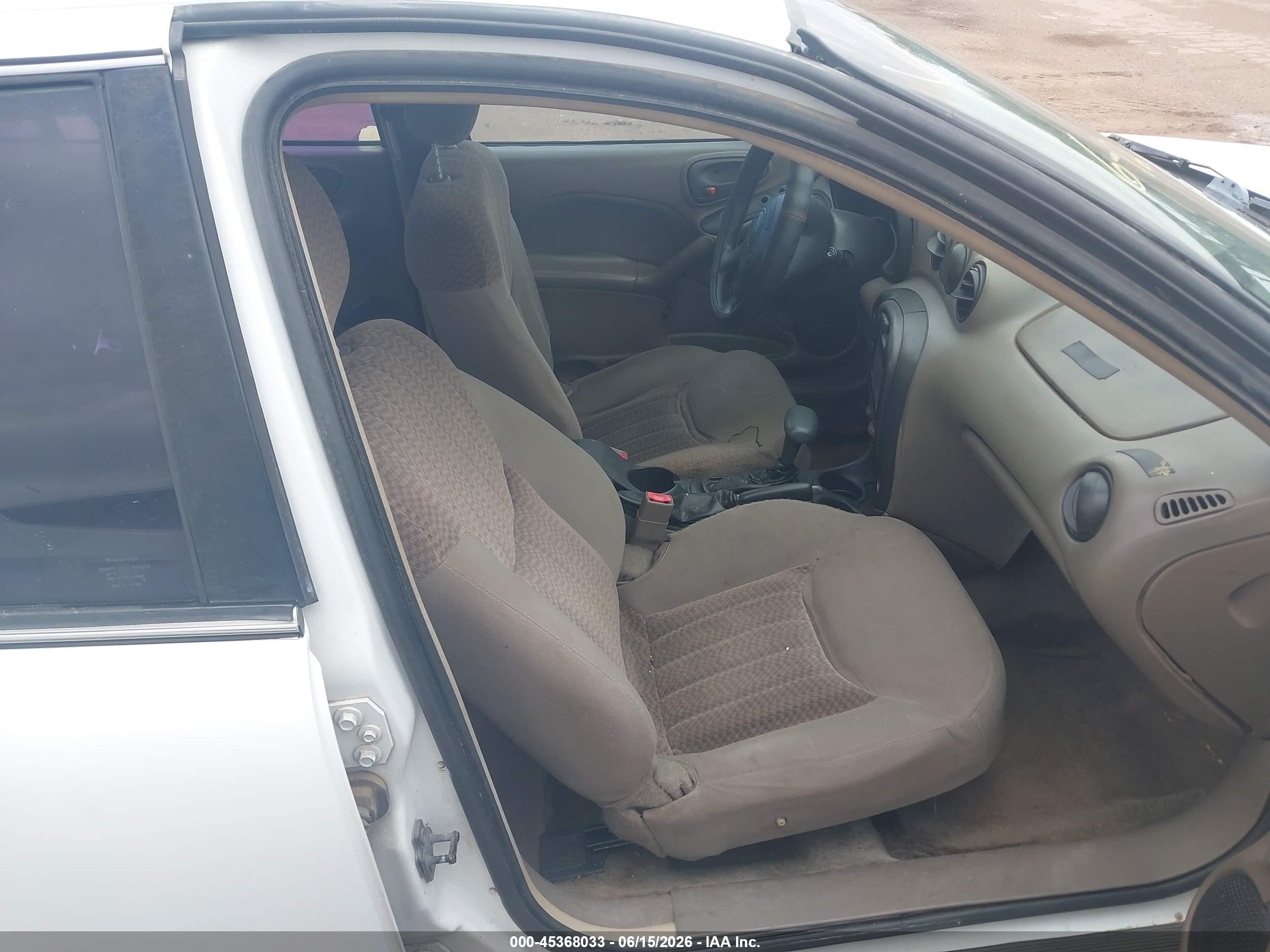 2003 Pontiac Grand Am Se White vin: 1G2NE52F43C326641