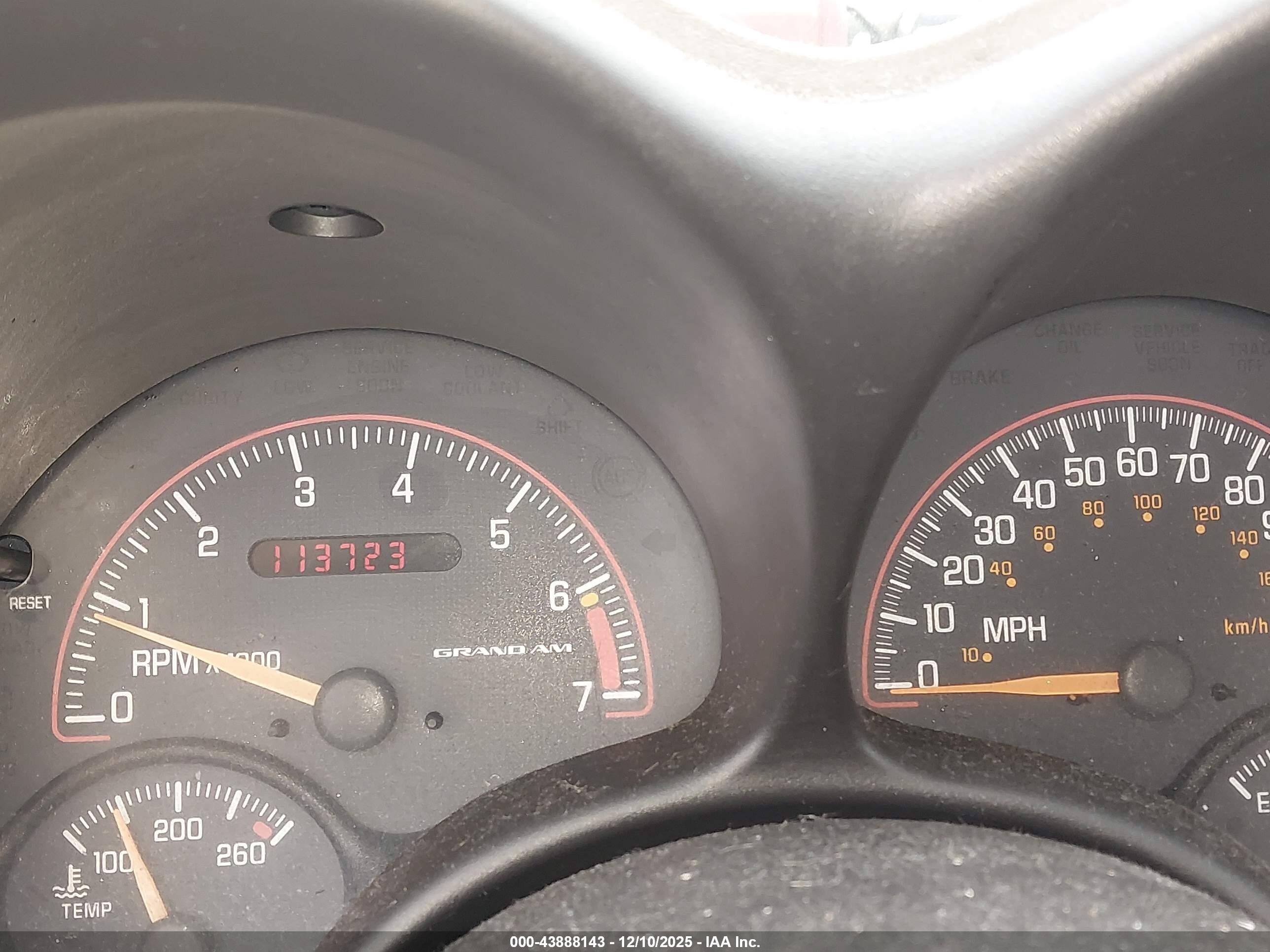 2004 Pontiac Grand Am Se Beige vin: 1G2NE52F84M693912