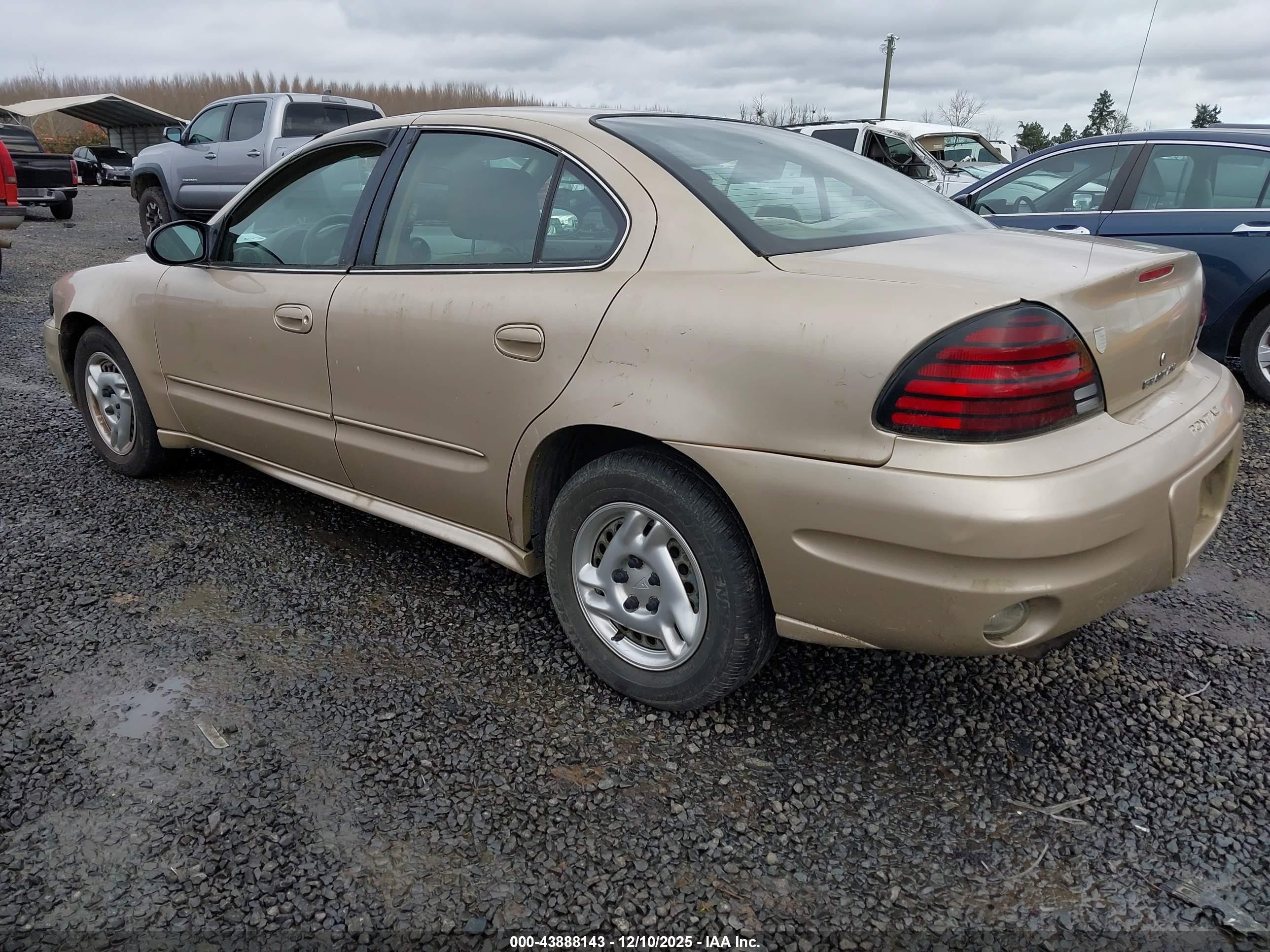 2004 Pontiac Grand Am Se Beige vin: 1G2NE52F84M693912