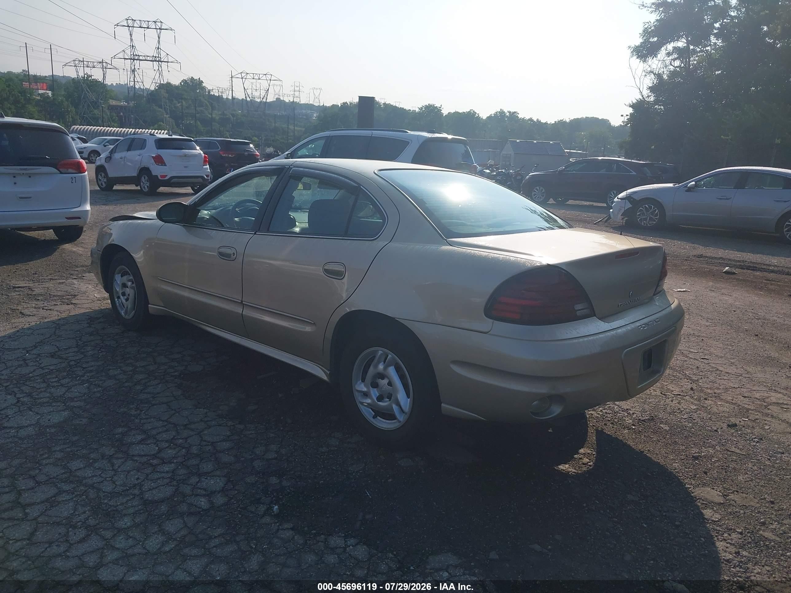 2004 Pontiac Grand Am Se Золотой vin: 1G2NE52F94M700379