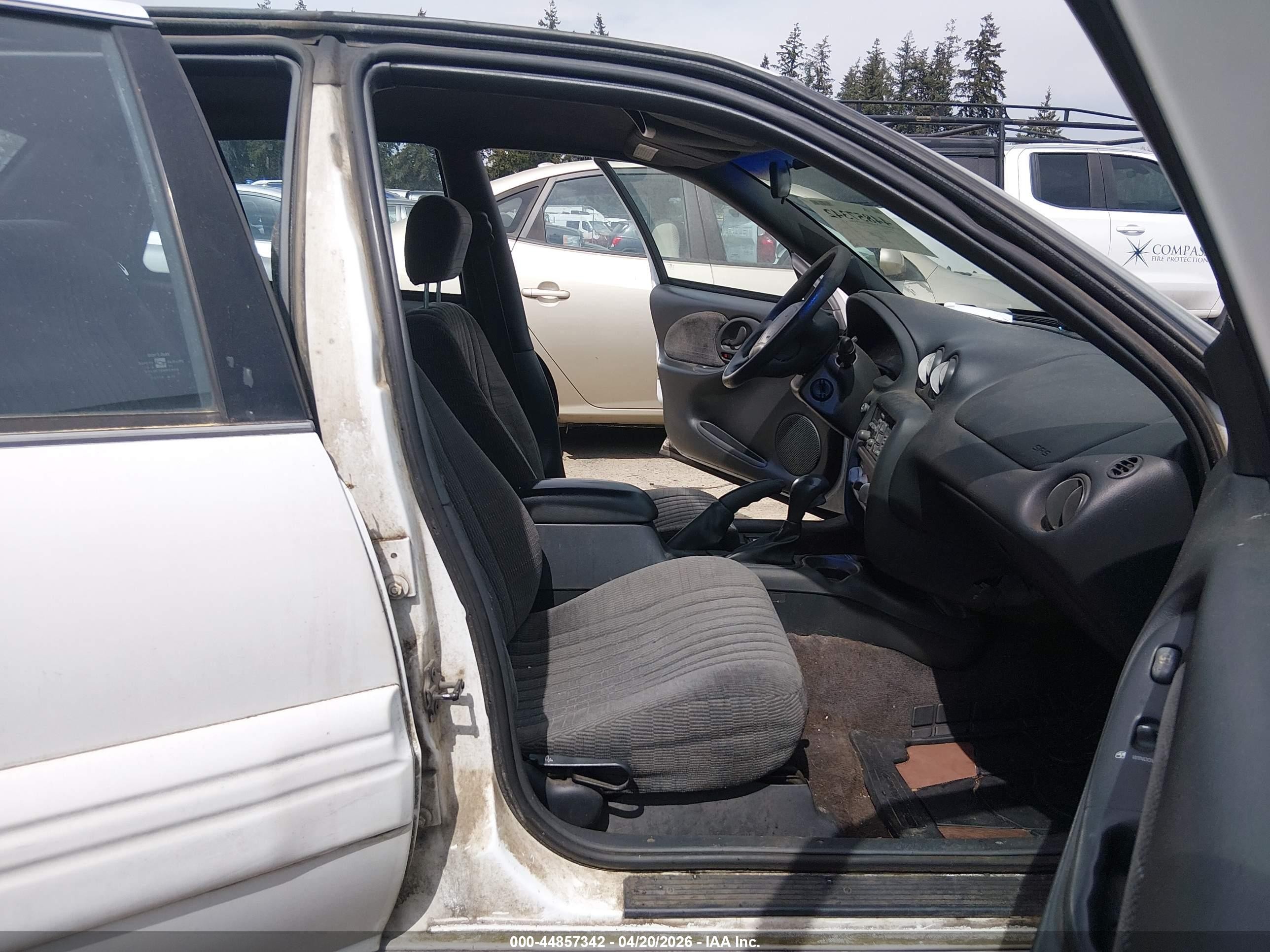 1997 Pontiac Grand Am Se Белый vin: 1G2NE52T6VM556801