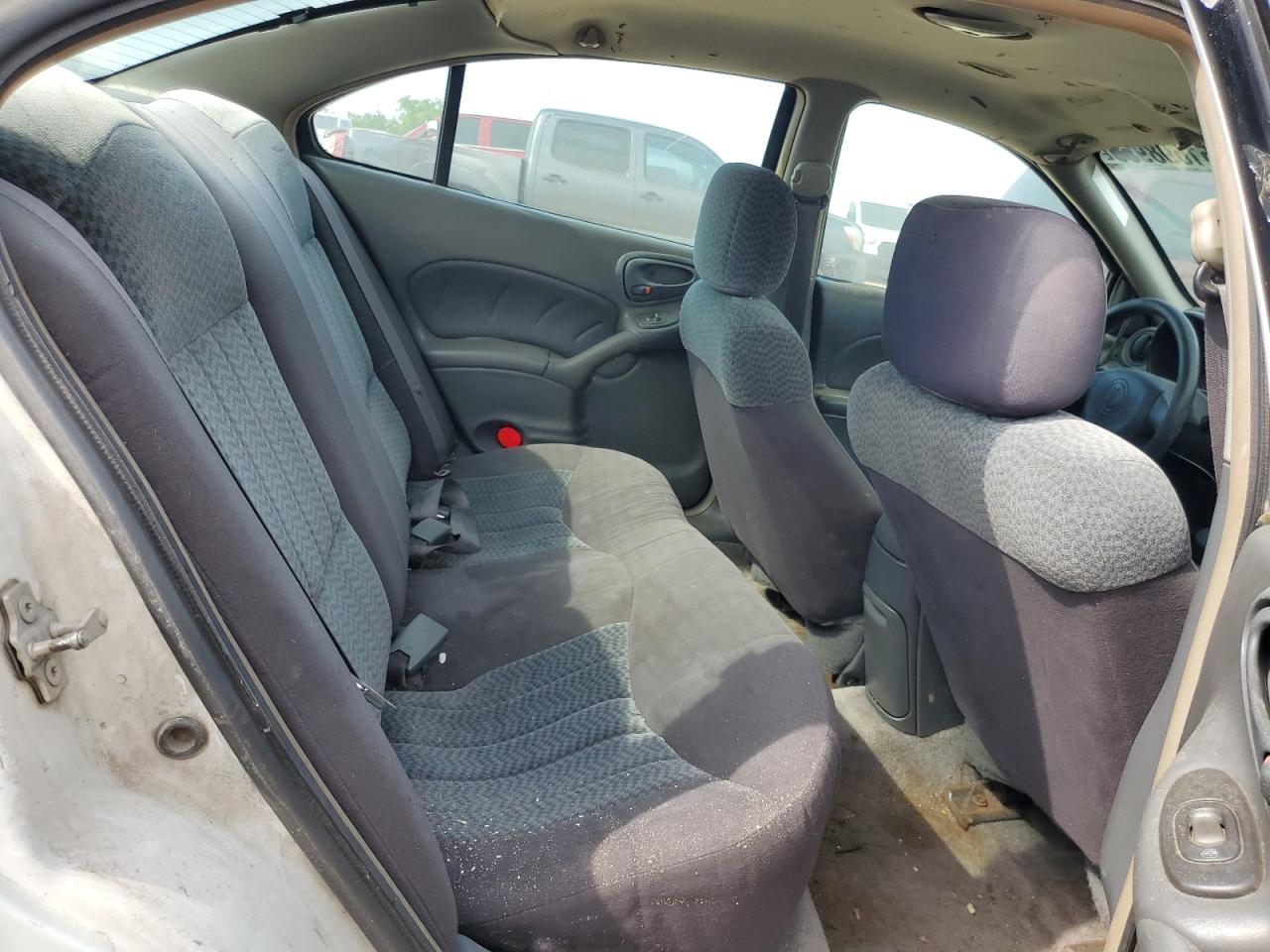 2004 Pontiac Grand Am Se1 White vin: 1G2NF52E04C240085