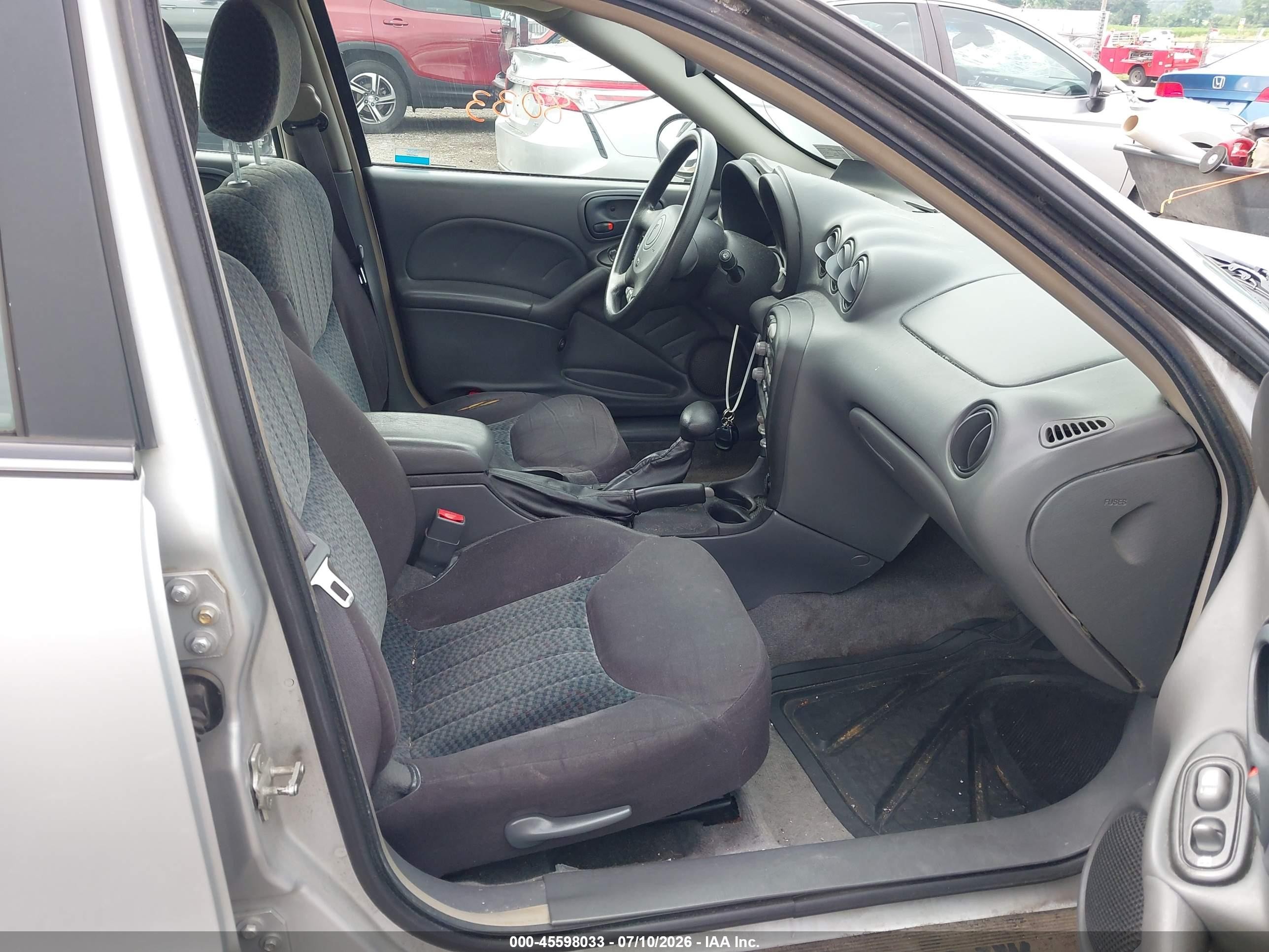 2004 Pontiac Grand Am Se1 Silver vin: 1G2NF52E04M705510