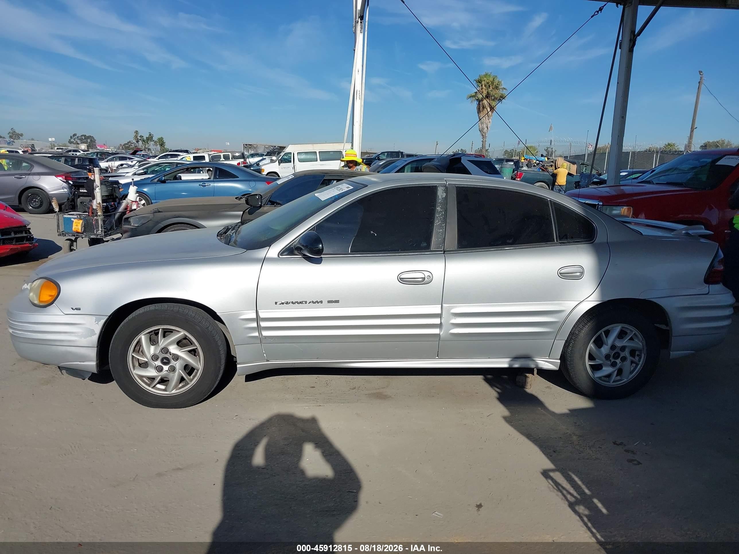 2002 Pontiac Grand Am Se1 Серебряный vin: 1G2NF52E22M565862
