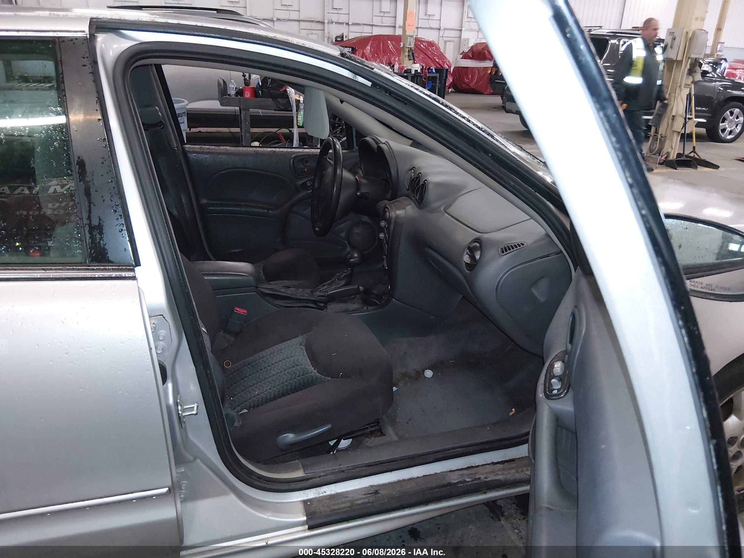2004 Pontiac Grand Am Se1 Silver vin: 1G2NF52E44M596338